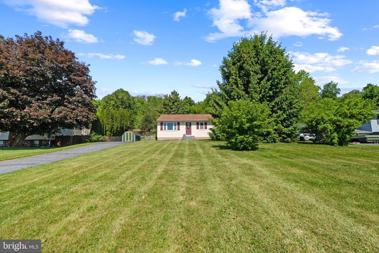 3242 Lineboro Road photo 2