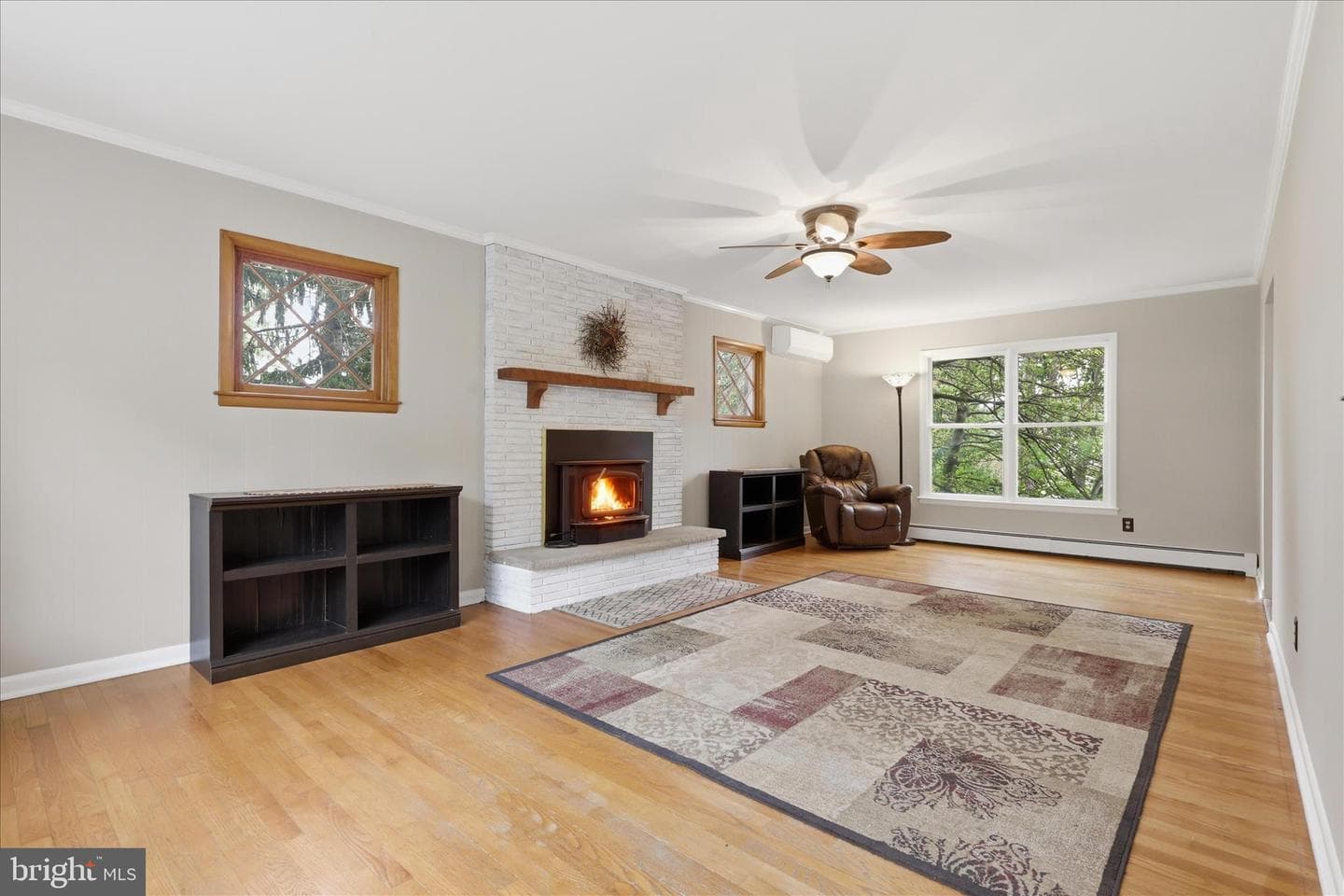 709 Bayberry Circle photo 5