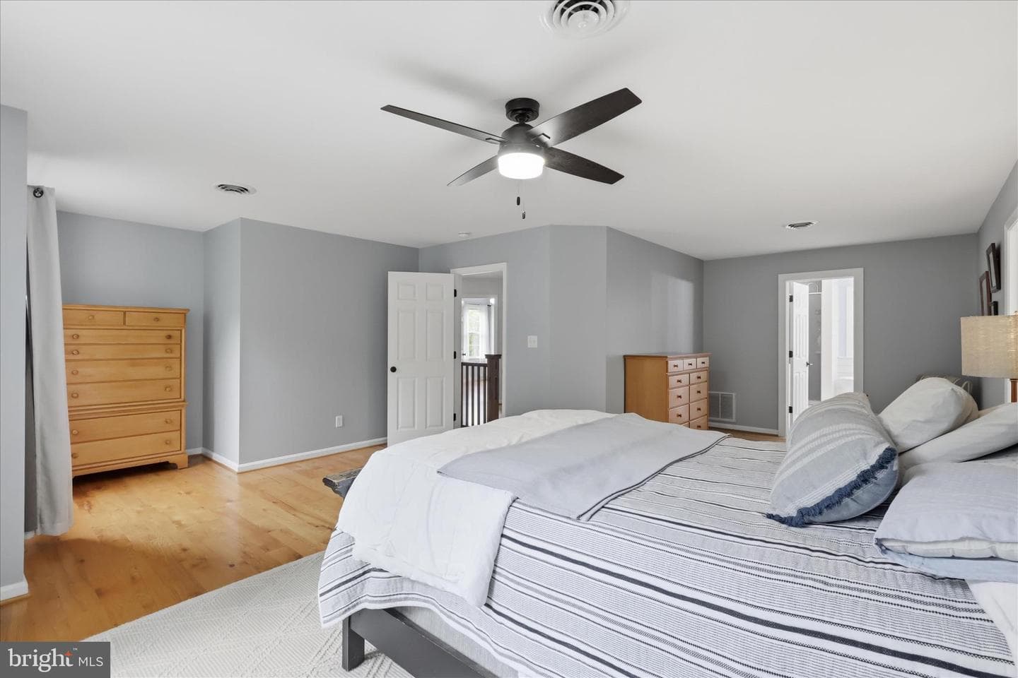 655 Downhill Drive photo 29