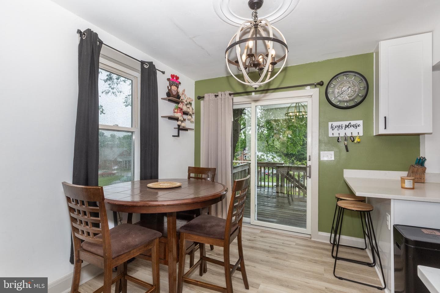 33 Milton Avenue photo 12