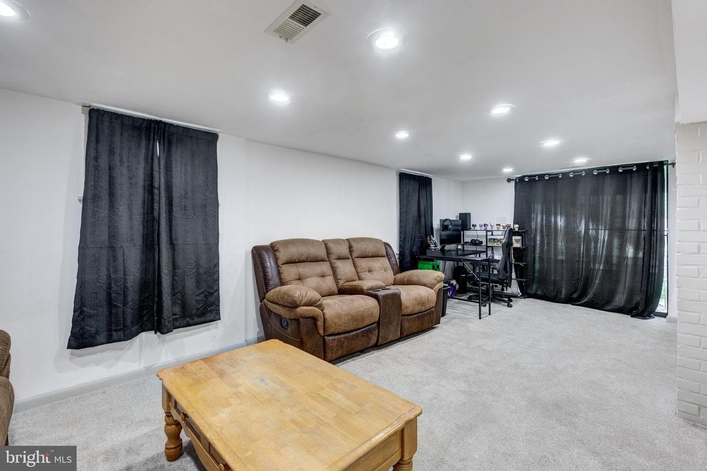 33 Milton Avenue photo 27