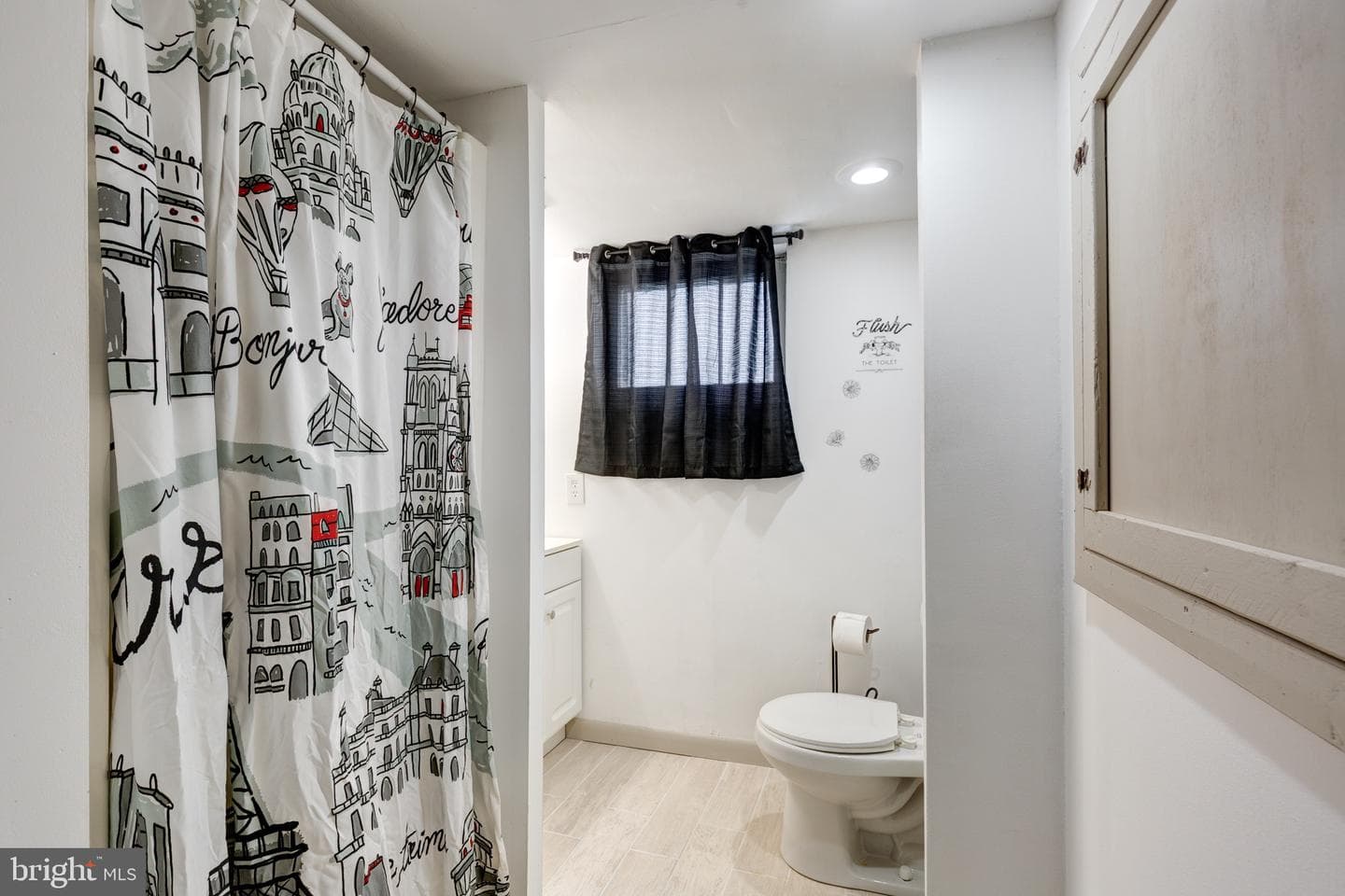 33 Milton Avenue photo 31