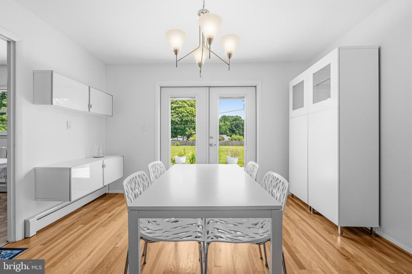 6831 Ridge Road photo 10
