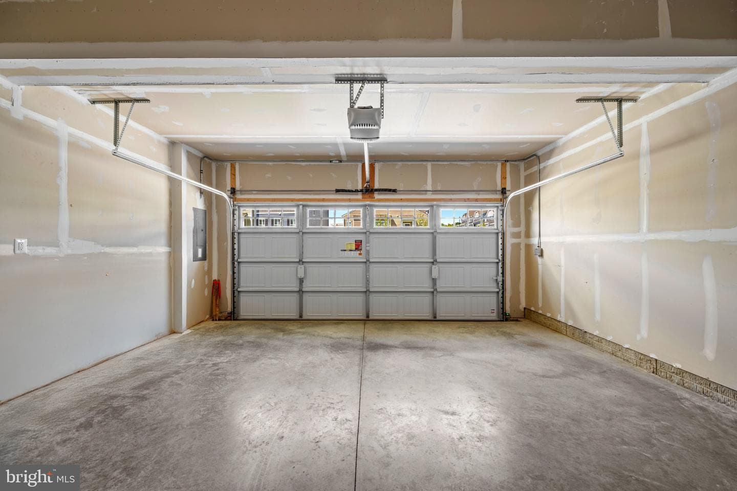 2812 Town View Circle photo 44