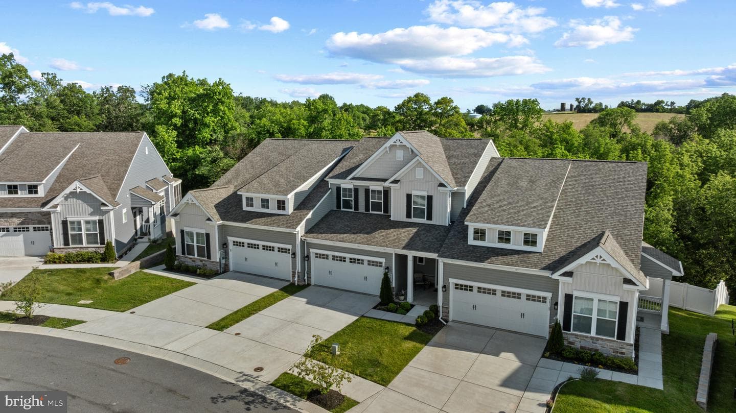 2812 Town View Circle photo 49