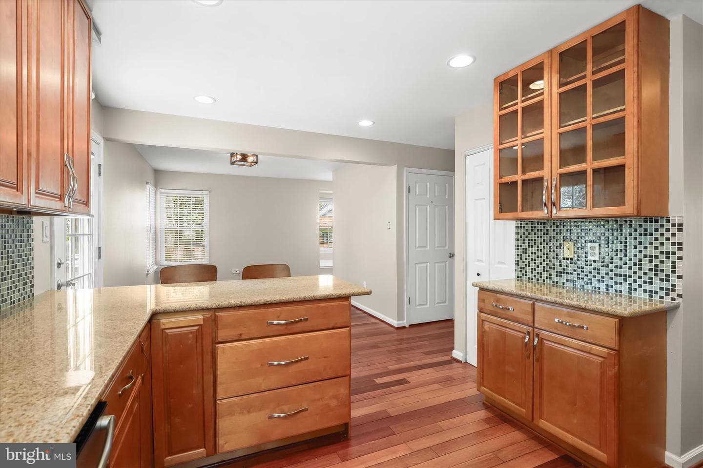6312 White Cedar Court photo 27