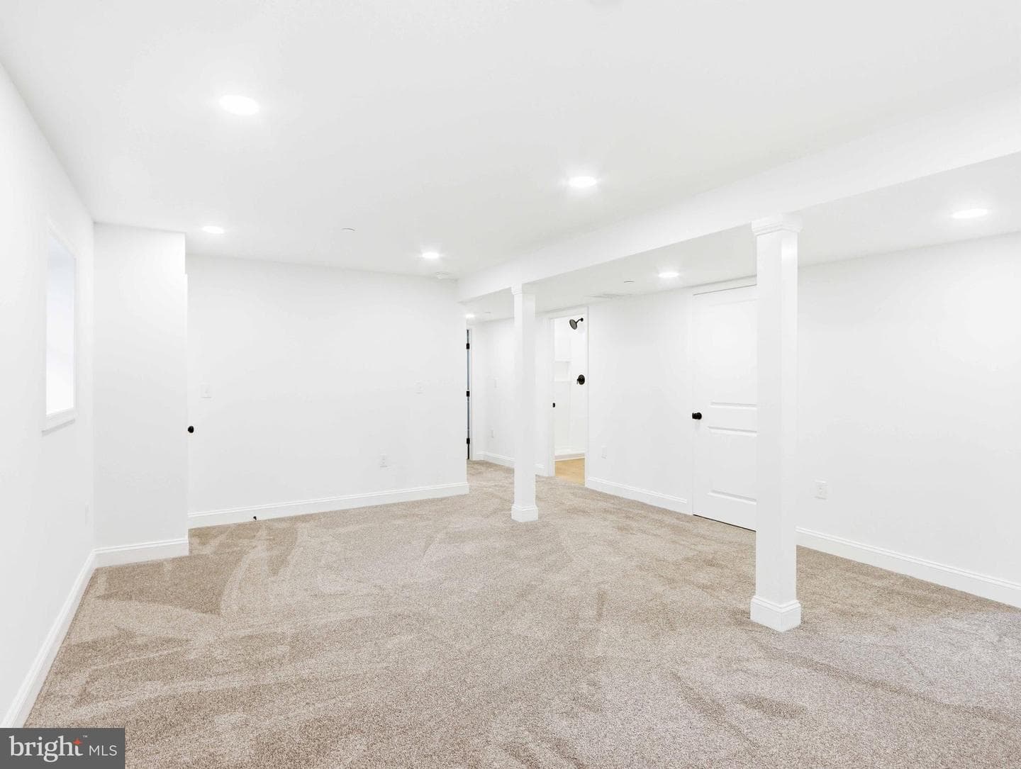 683 Sunflower Court photo 33