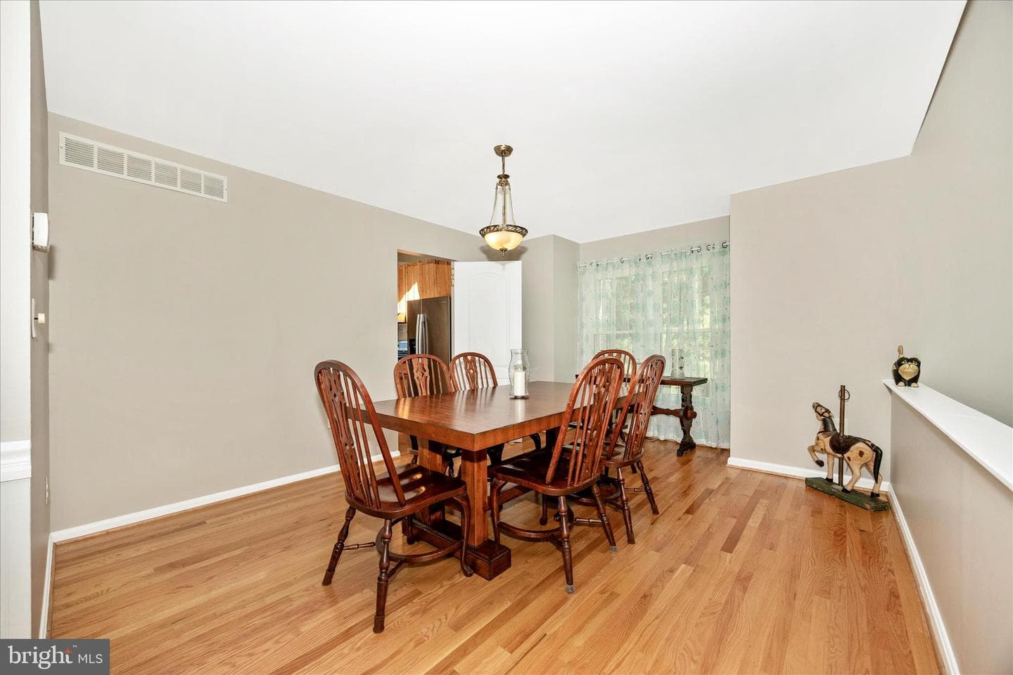 1911 Stoneridge Court photo 7