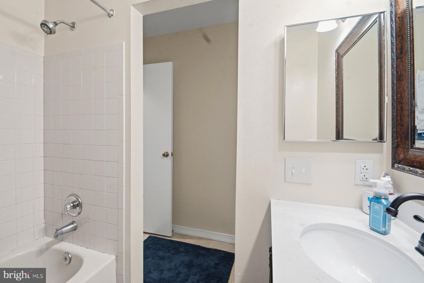 486 Lakes Court photo 22