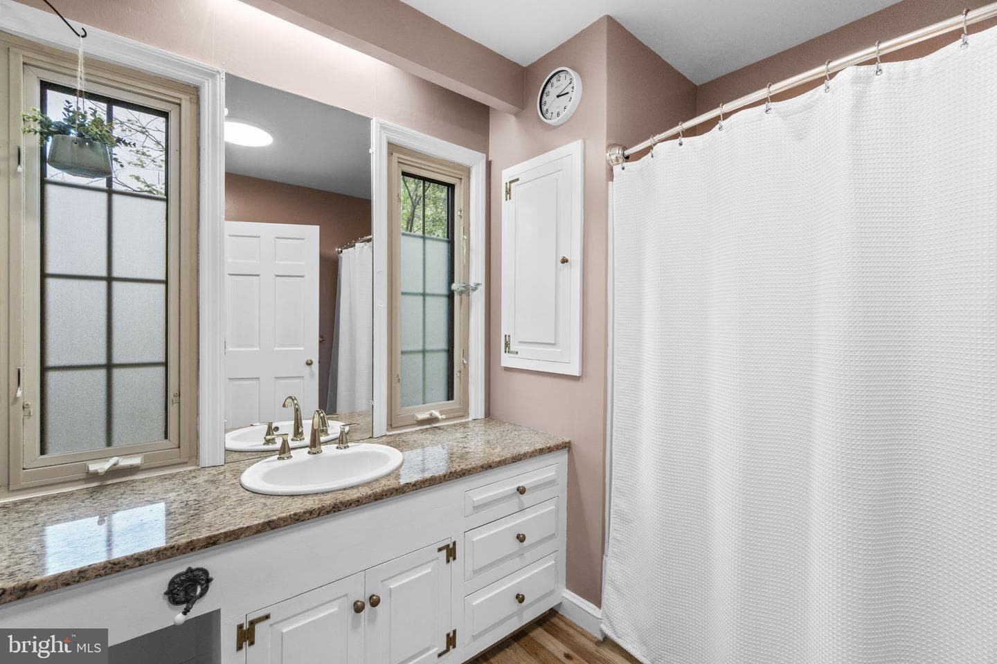 22 Fitzhugh Avenue photo 23