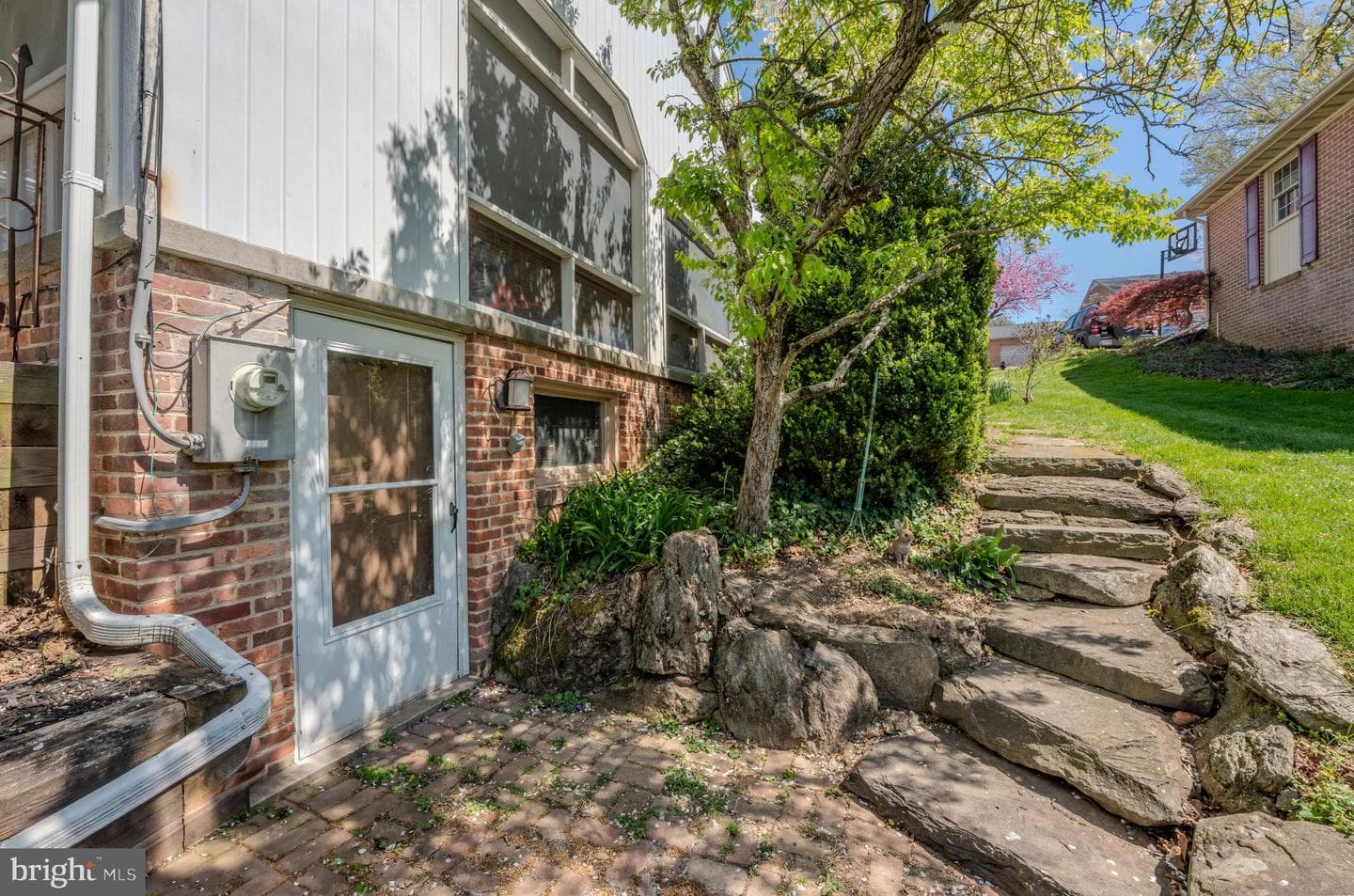22 Fitzhugh Avenue photo 38
