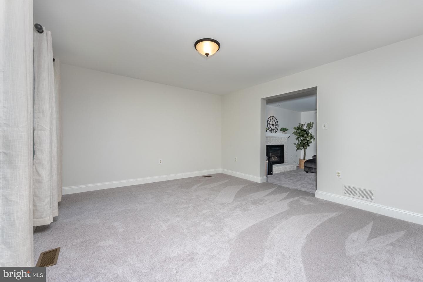 1411 Copper Beech Court photo 9