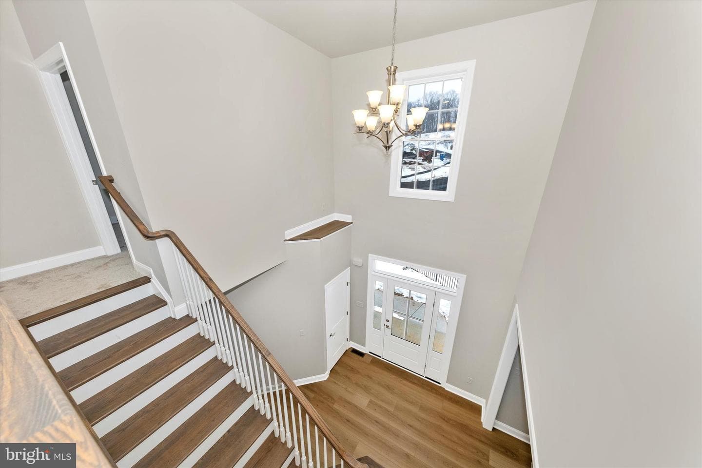 112 Whirlaway Court photo 28
