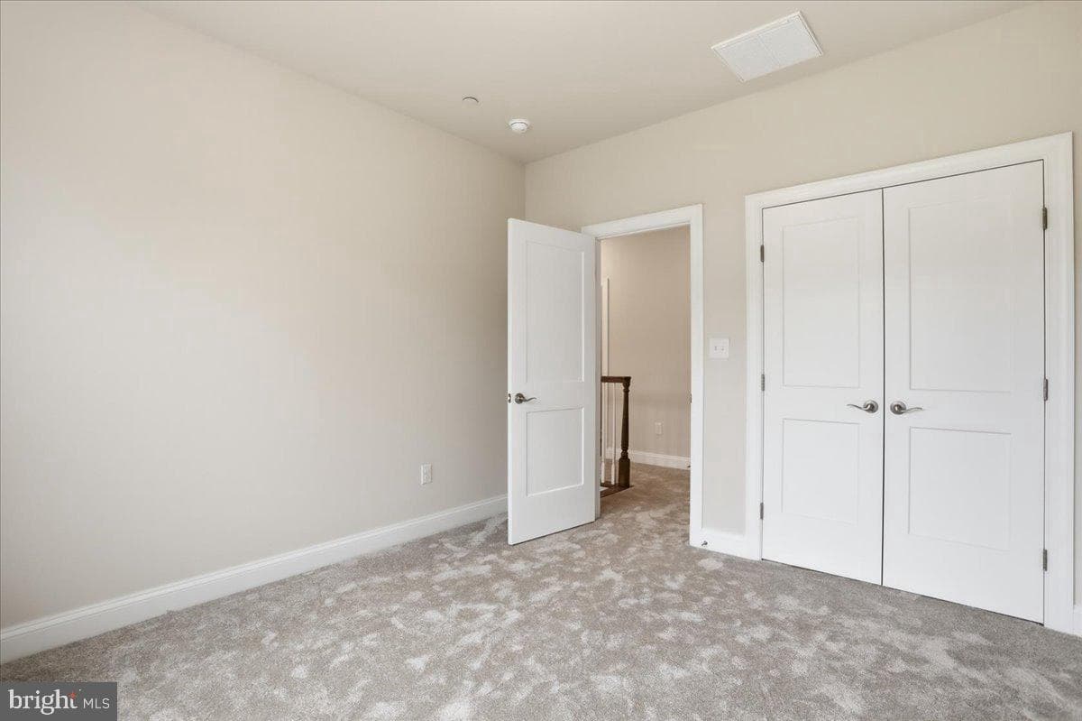 112 Whirlaway Court photo 36