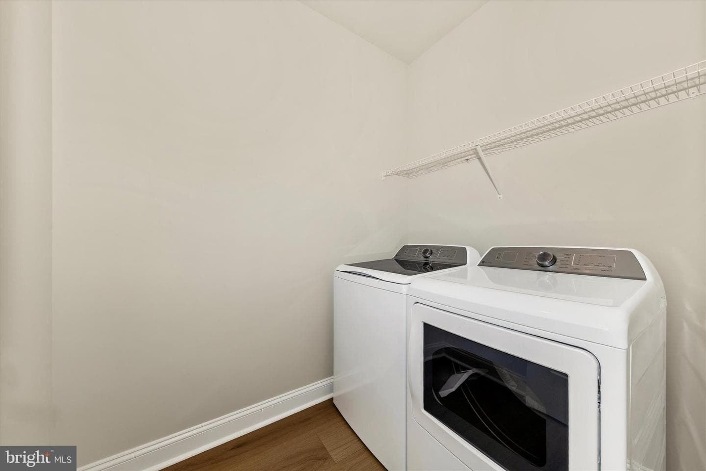 112 Whirlaway Court photo 37