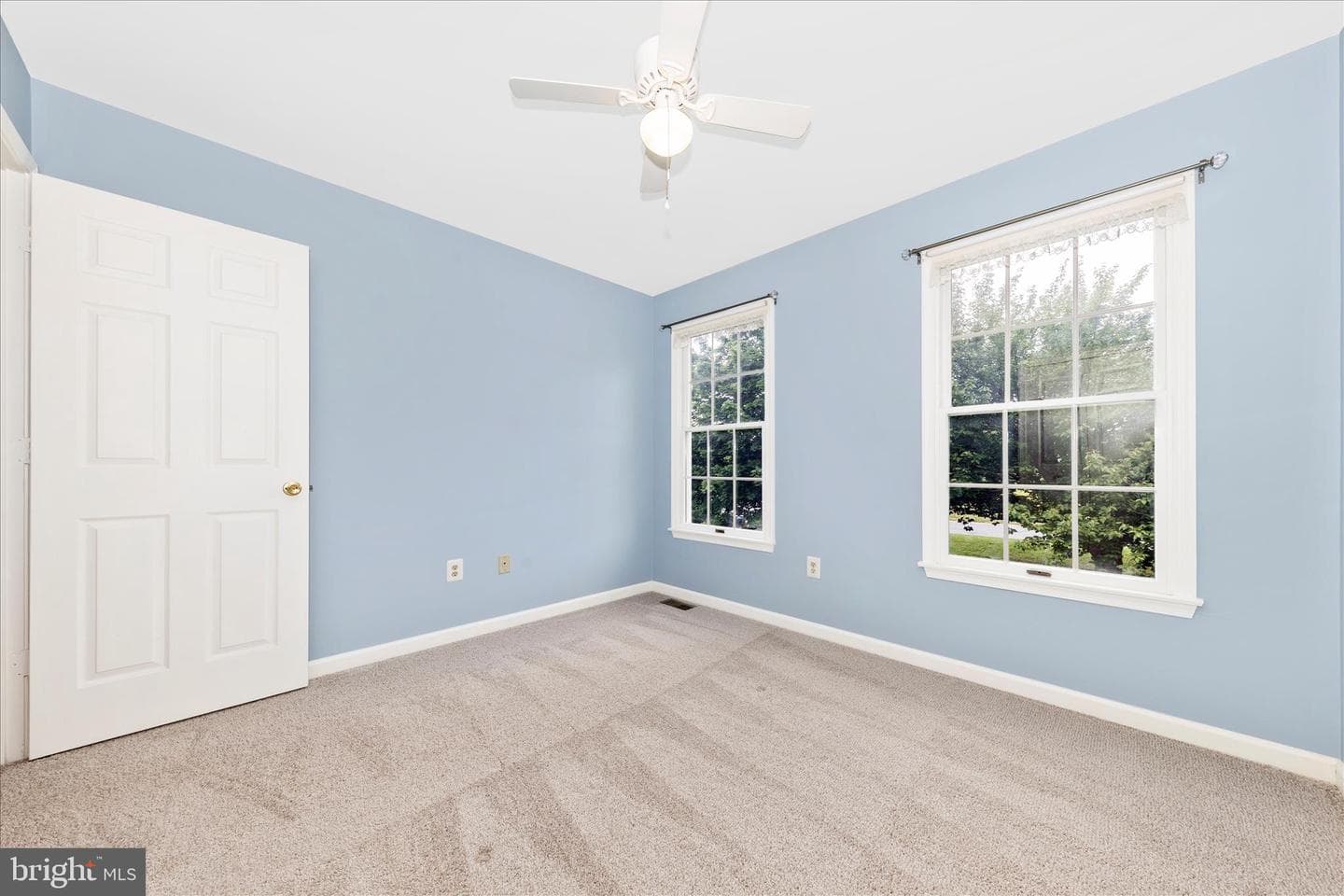2679 Leslie Road photo 34