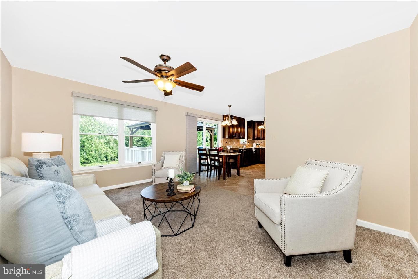2679 Leslie Road photo 7