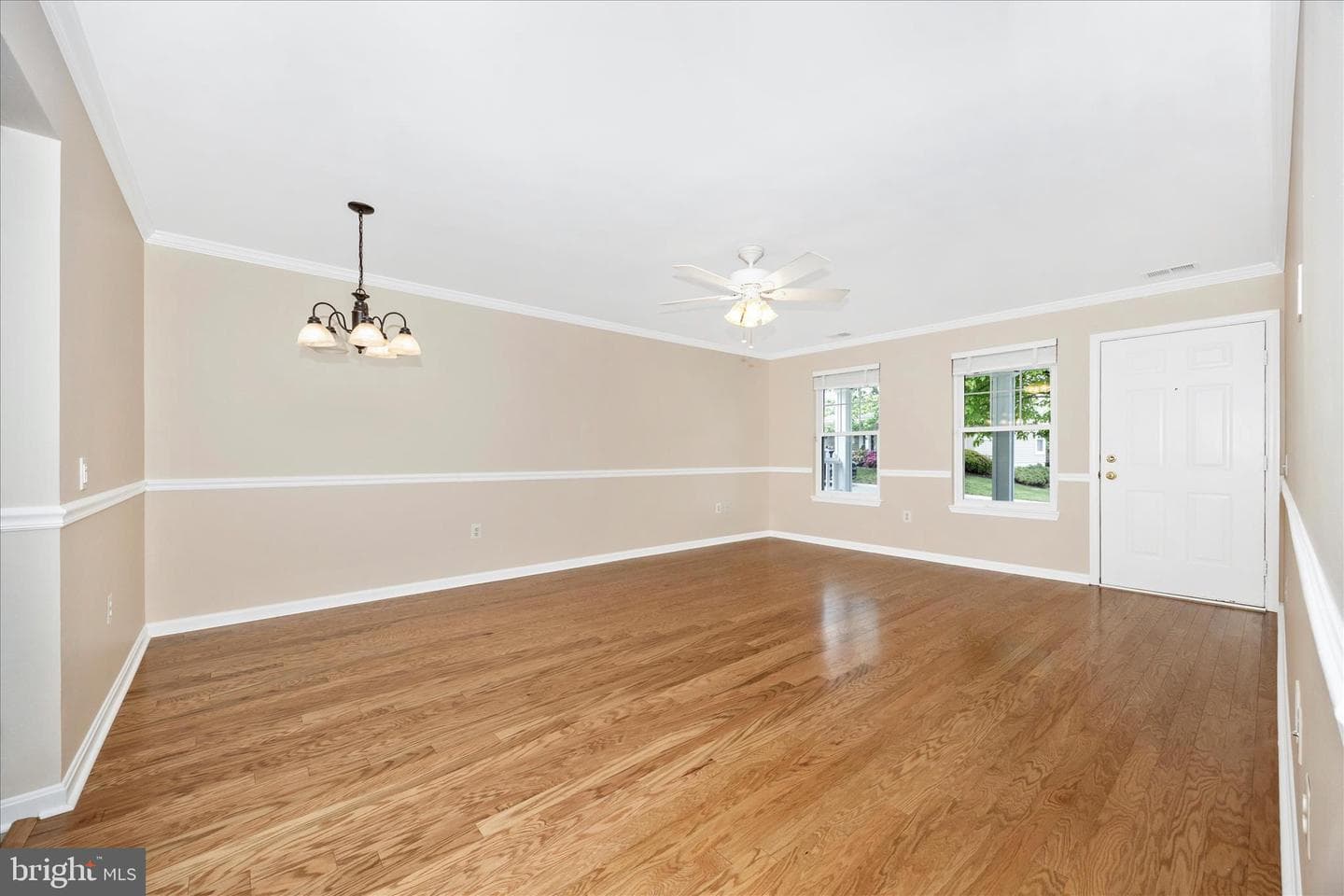 1007 Parade Lane photo 15