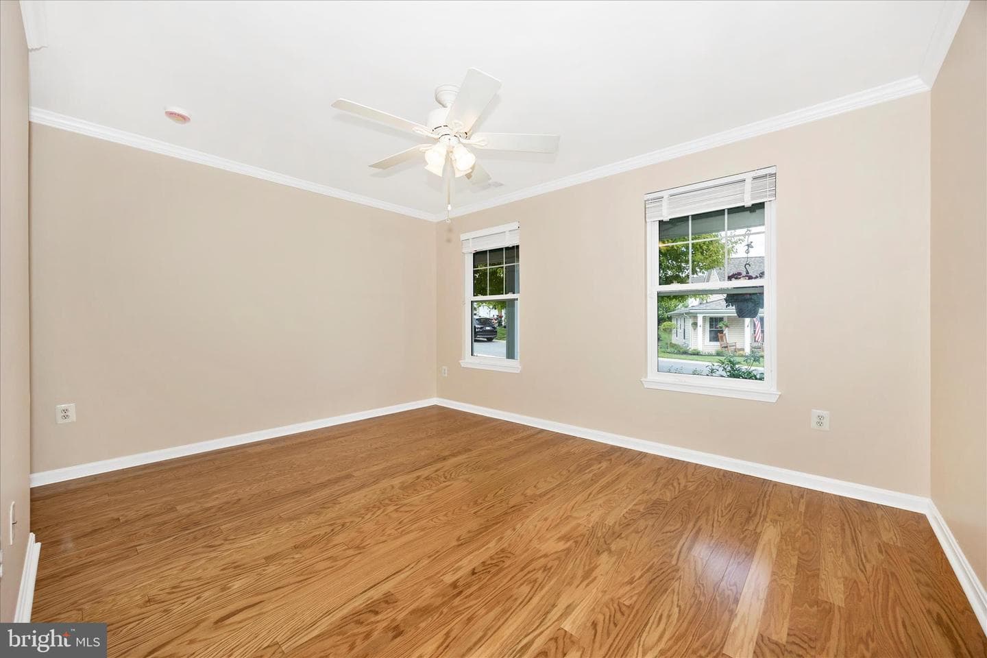 1007 Parade Lane photo 29
