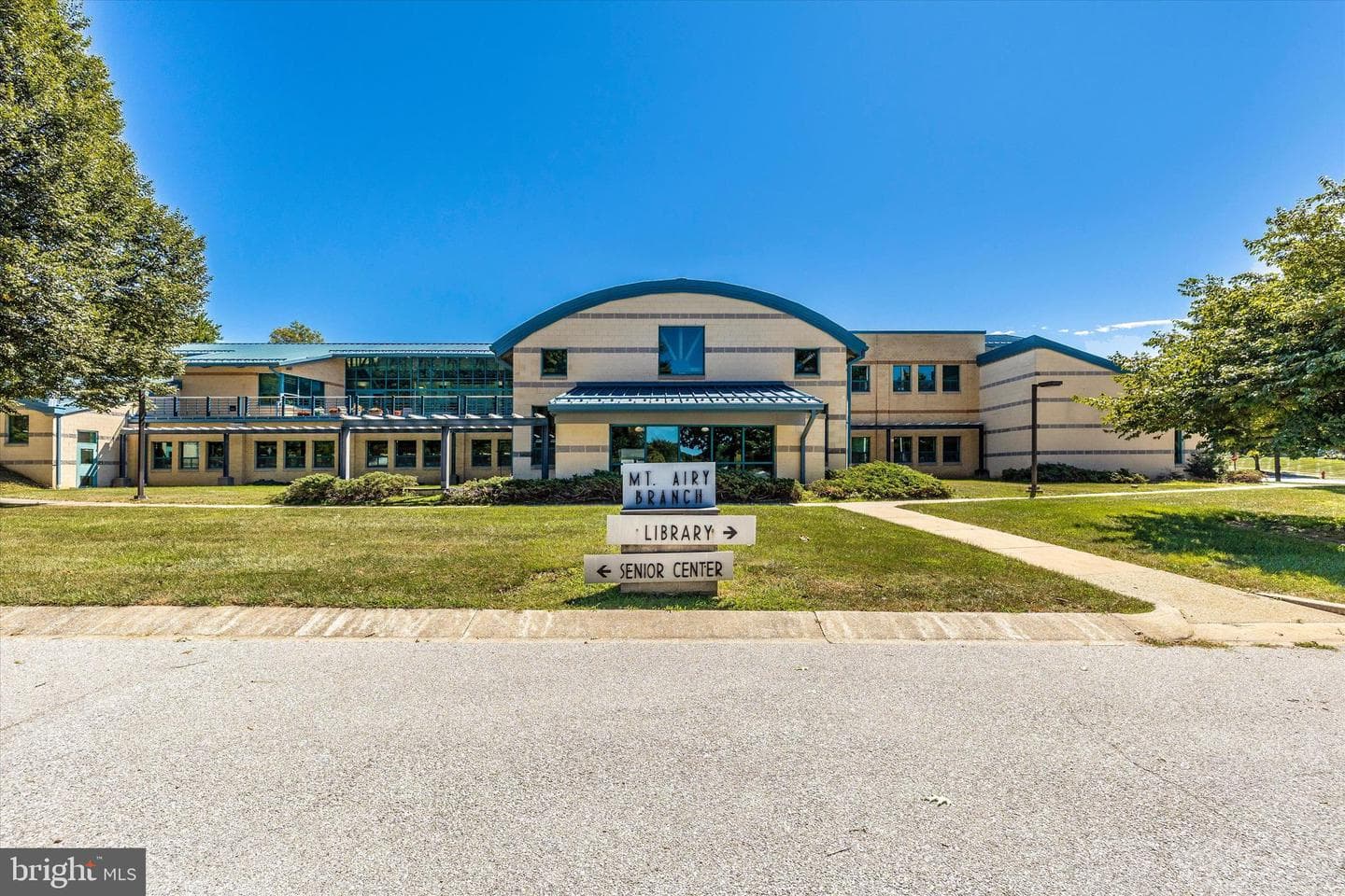 1007 Parade Lane photo 47