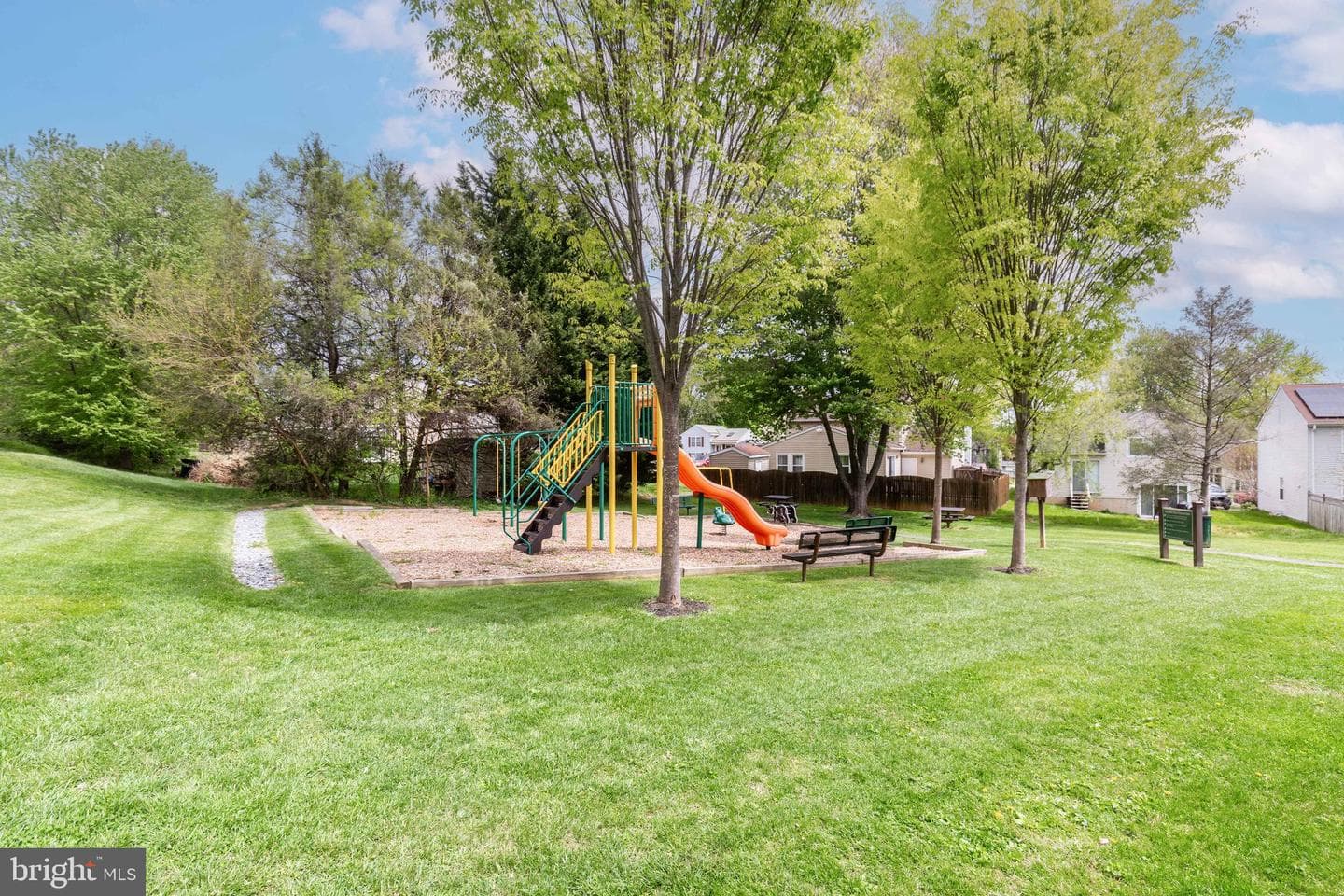 6396 Red Spruce Lane photo 9