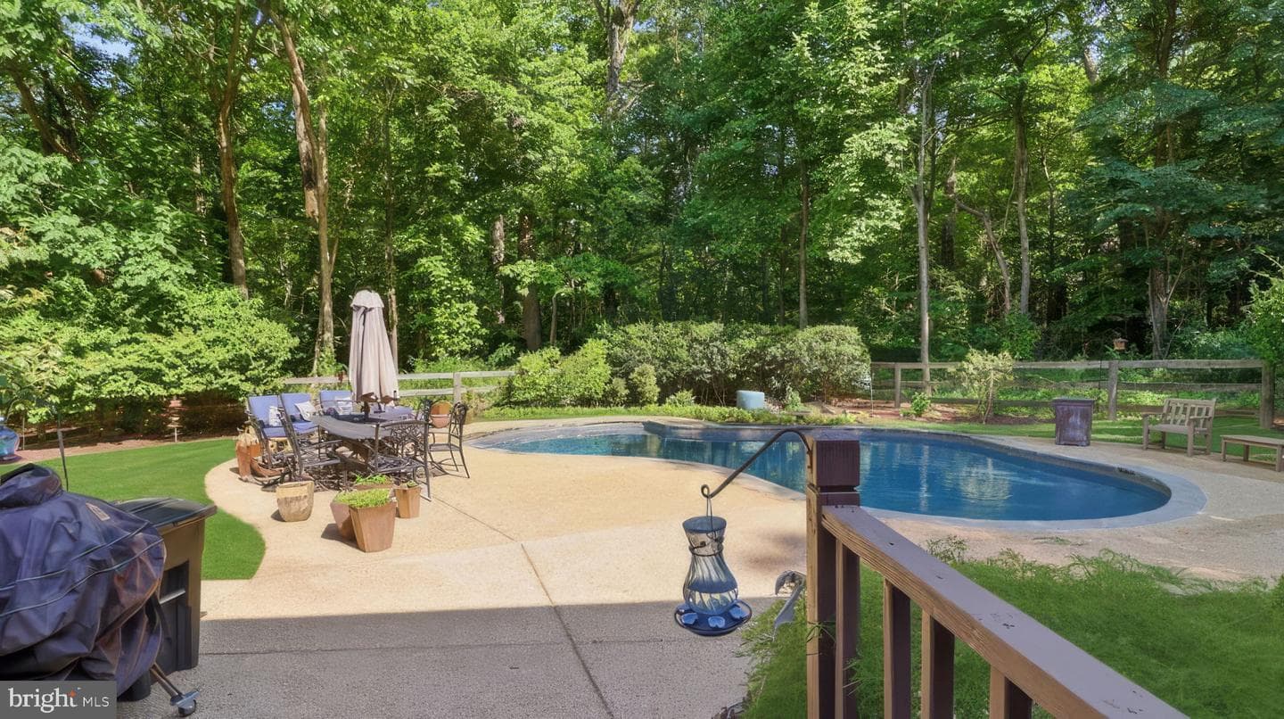 2185 Sams Creek Road photo 36