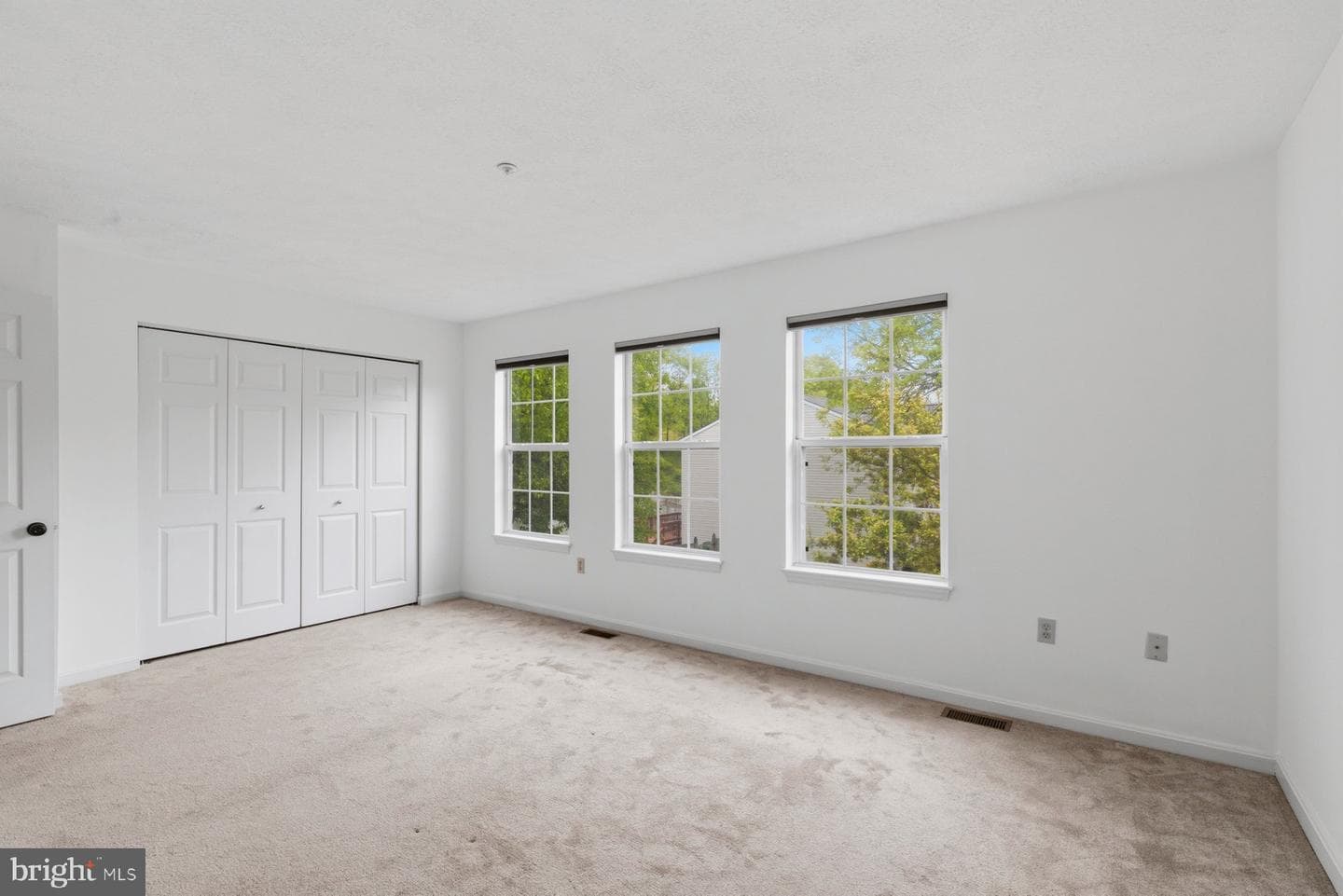 802 Medinah Circle photo 22