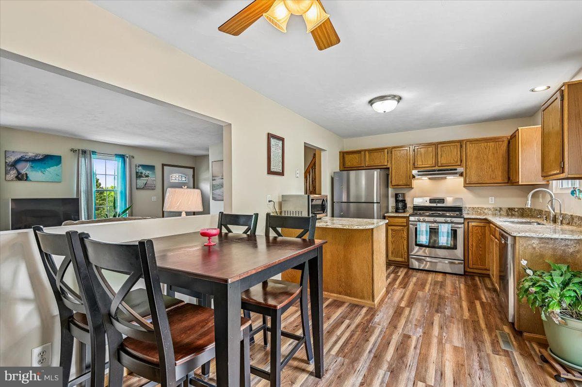 2813 Brougham Court photo 11