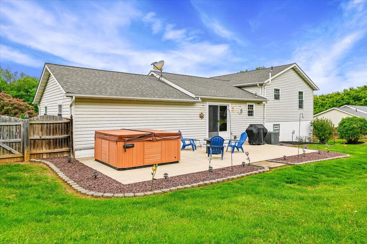 2813 Brougham Court photo 38