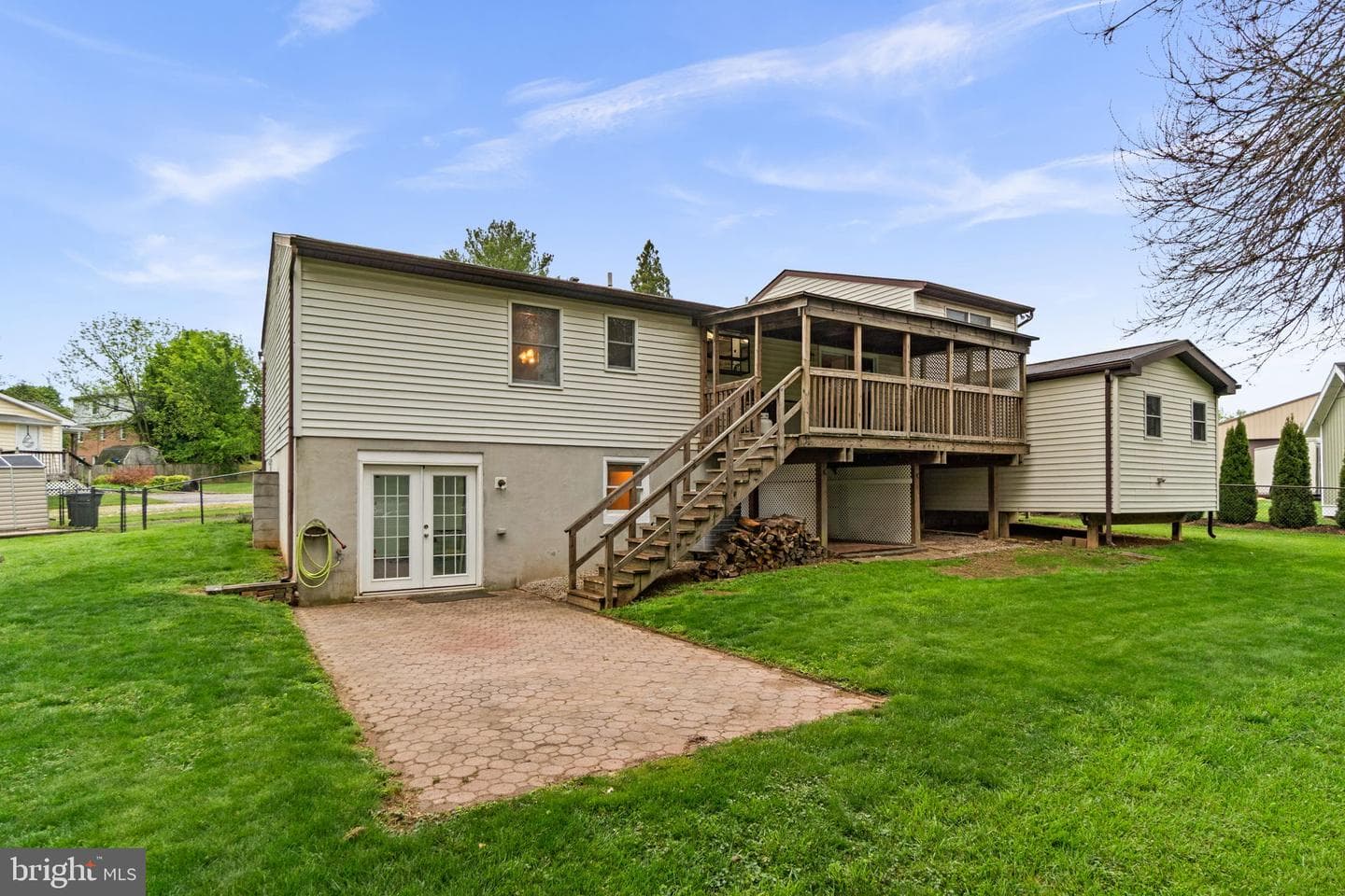 132 Dunrovin Avenue photo 44