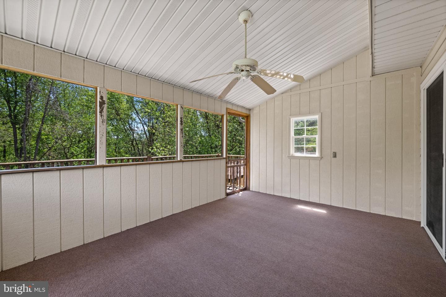 7543 Braemar Court photo 28