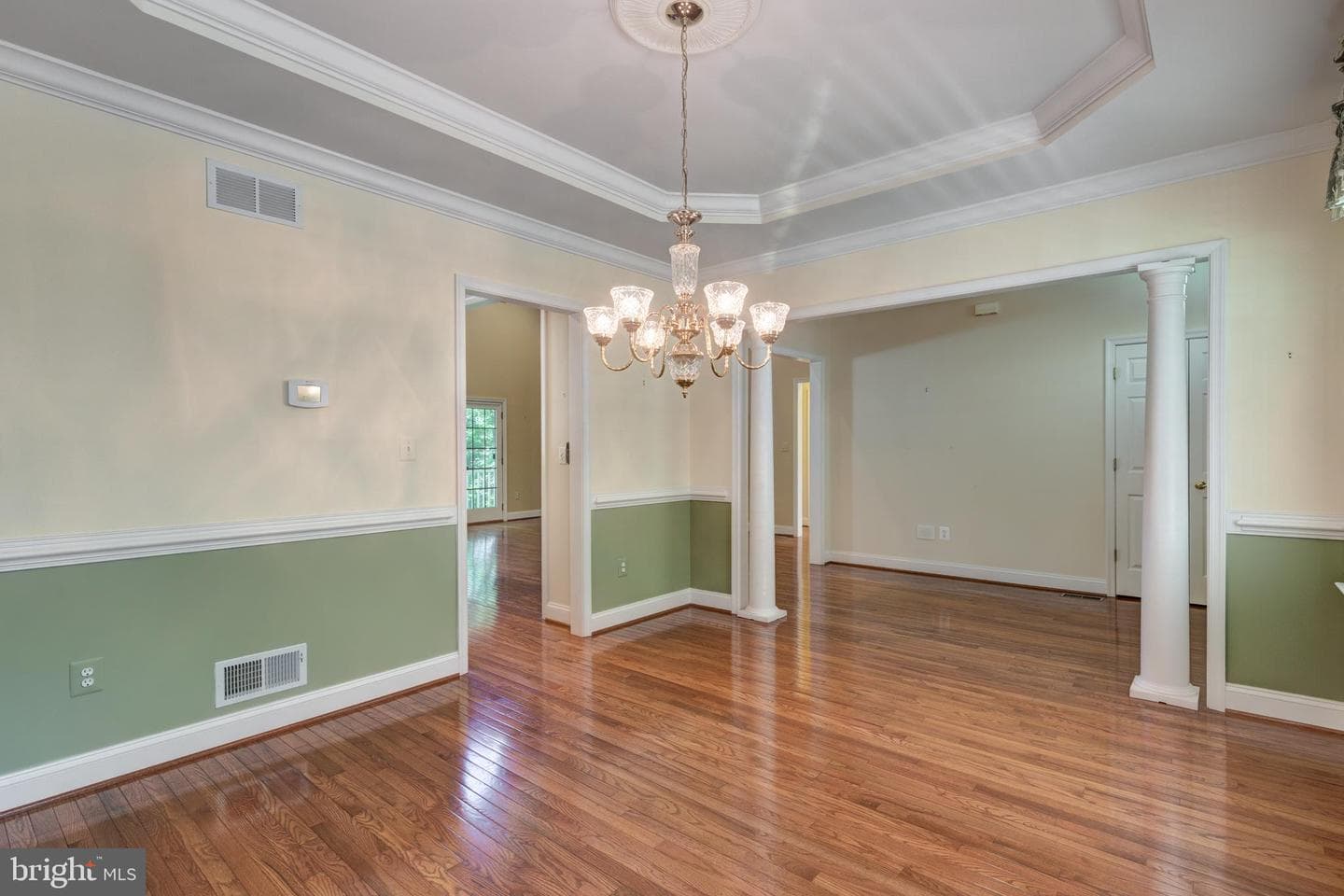 760 Charingworth Road photo 4