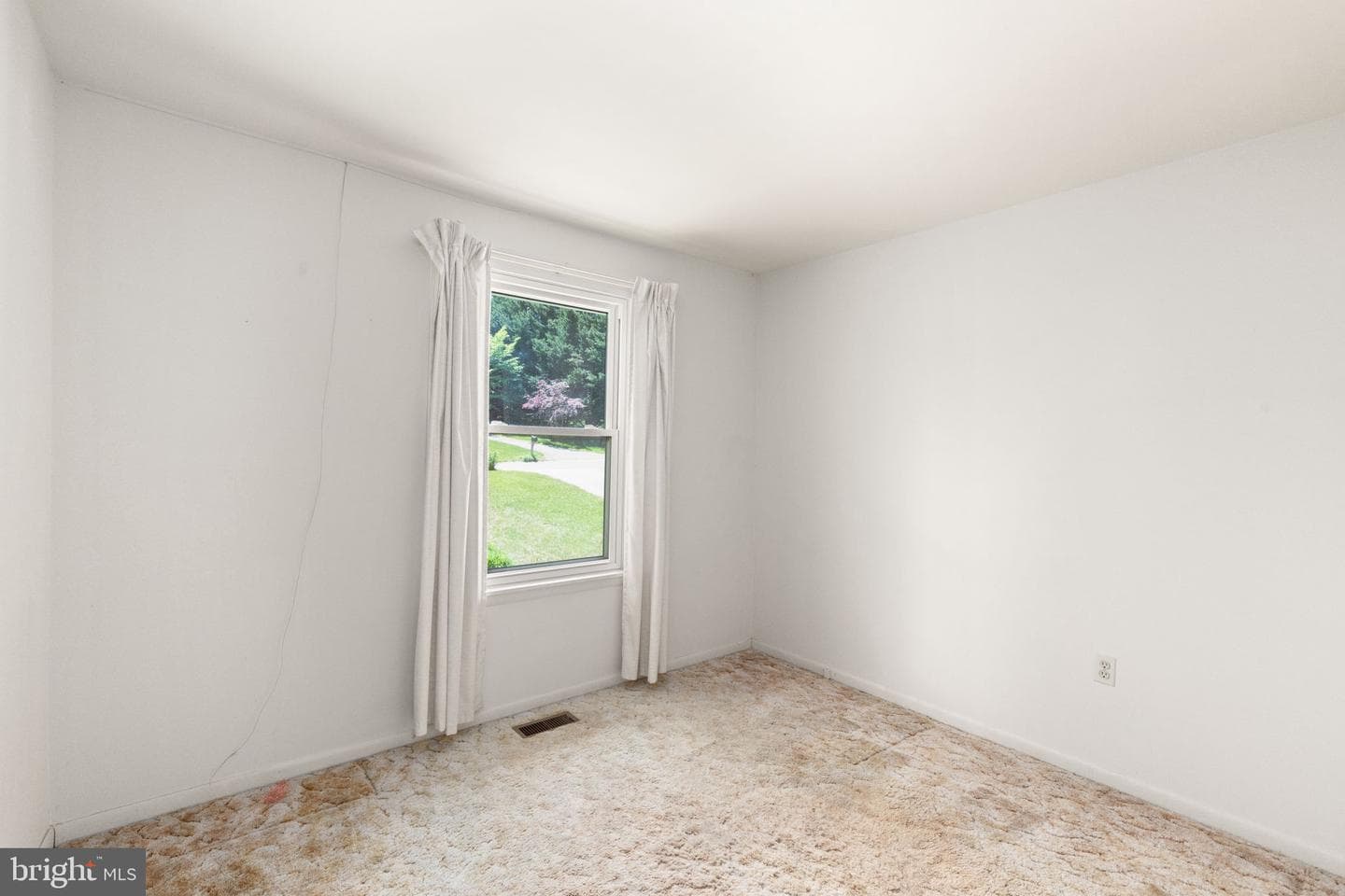 622 Barnes Avenue photo 17
