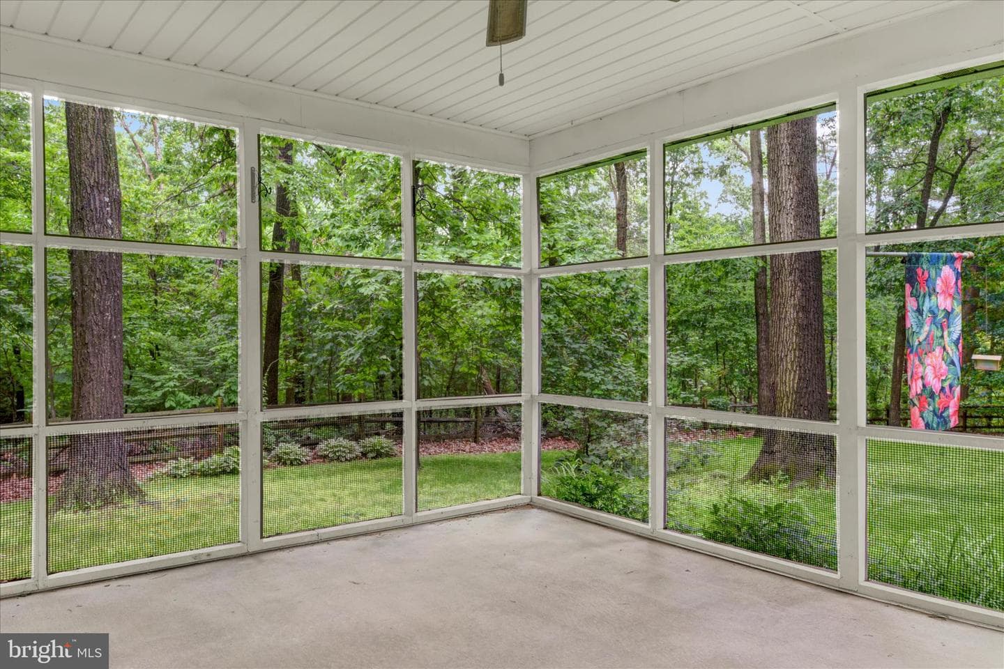 2055 Manchester Road photo 17