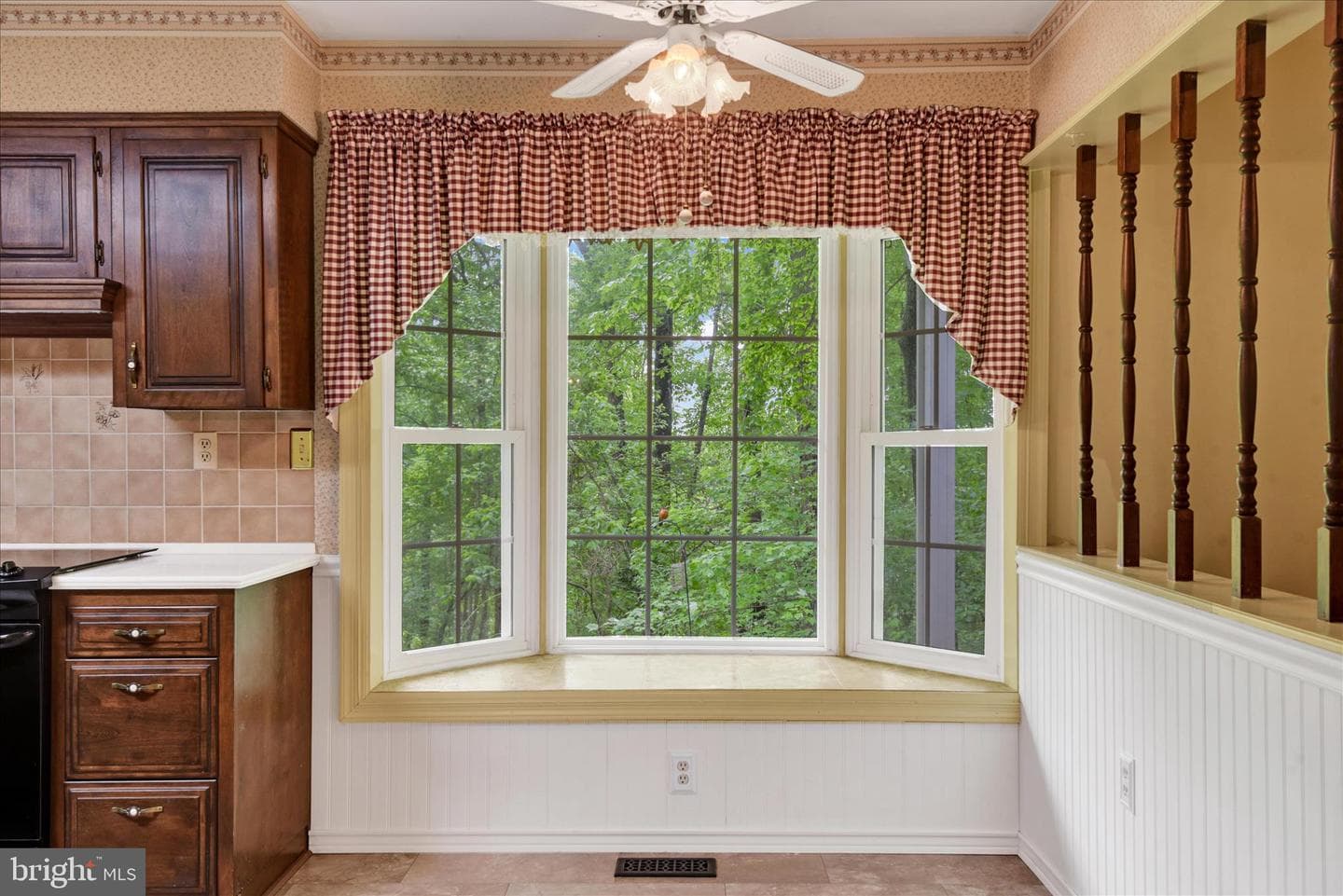 2055 Manchester Road photo 24