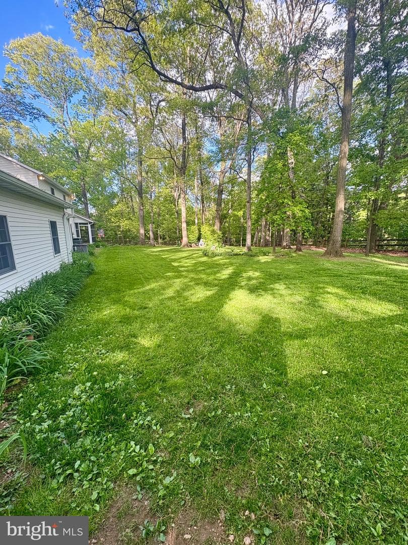2055 Manchester Road photo 7