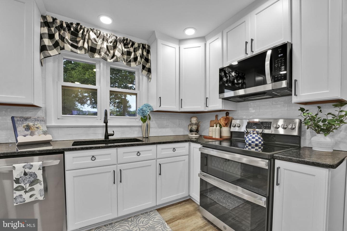 1812 Miller Drive photo 18