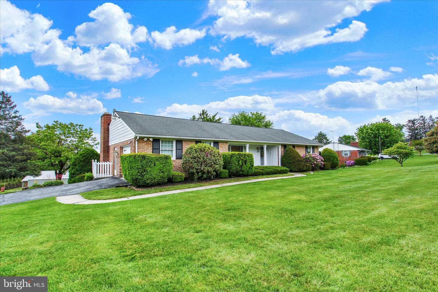 1645 Saint Paul Street photo 2