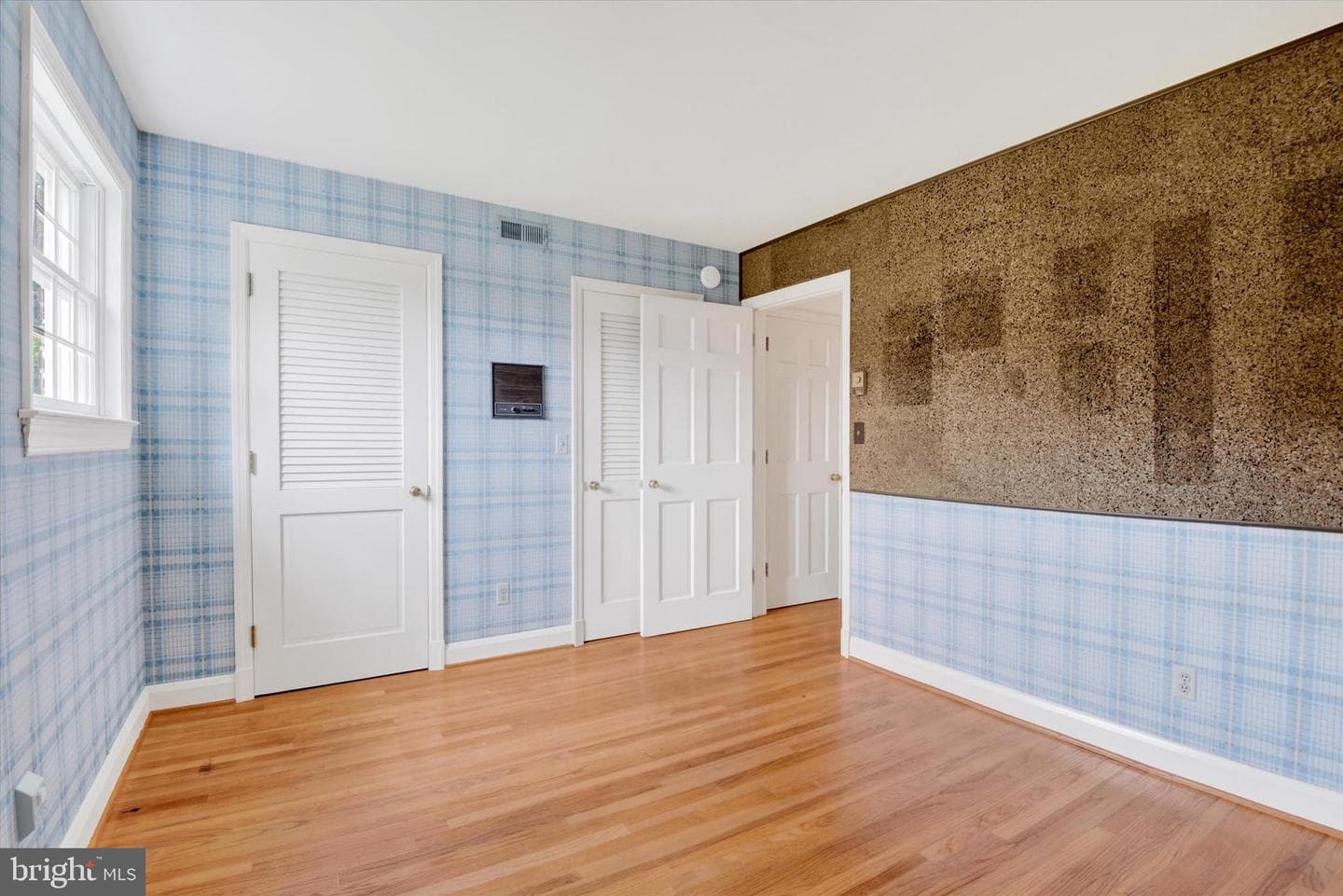 1645 Saint Paul Street photo 35