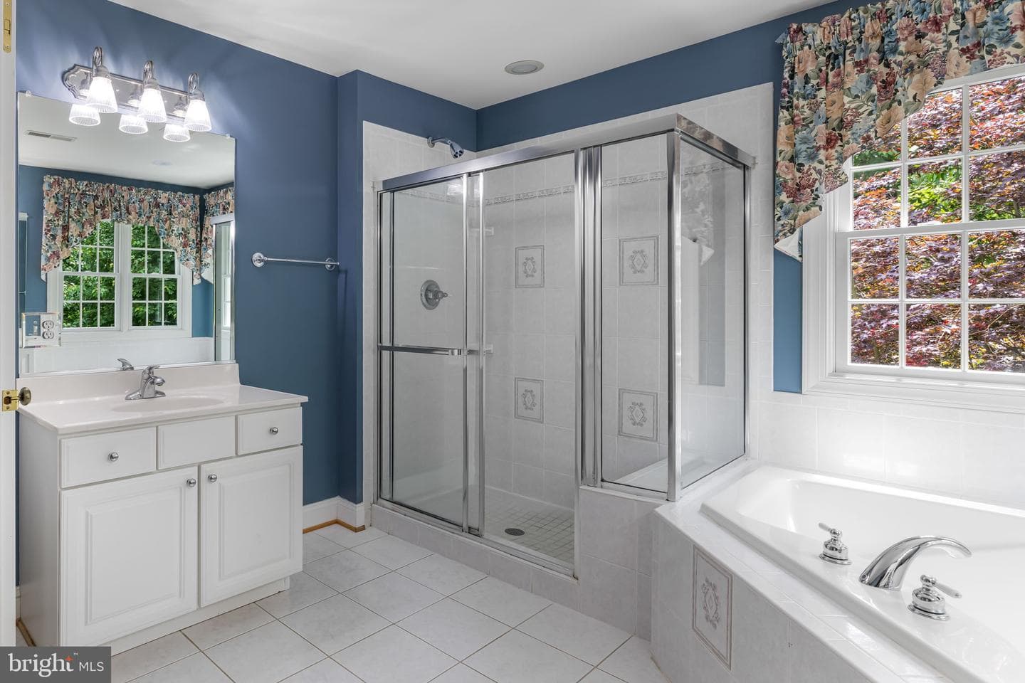 712 Lythe Hill Court photo 42