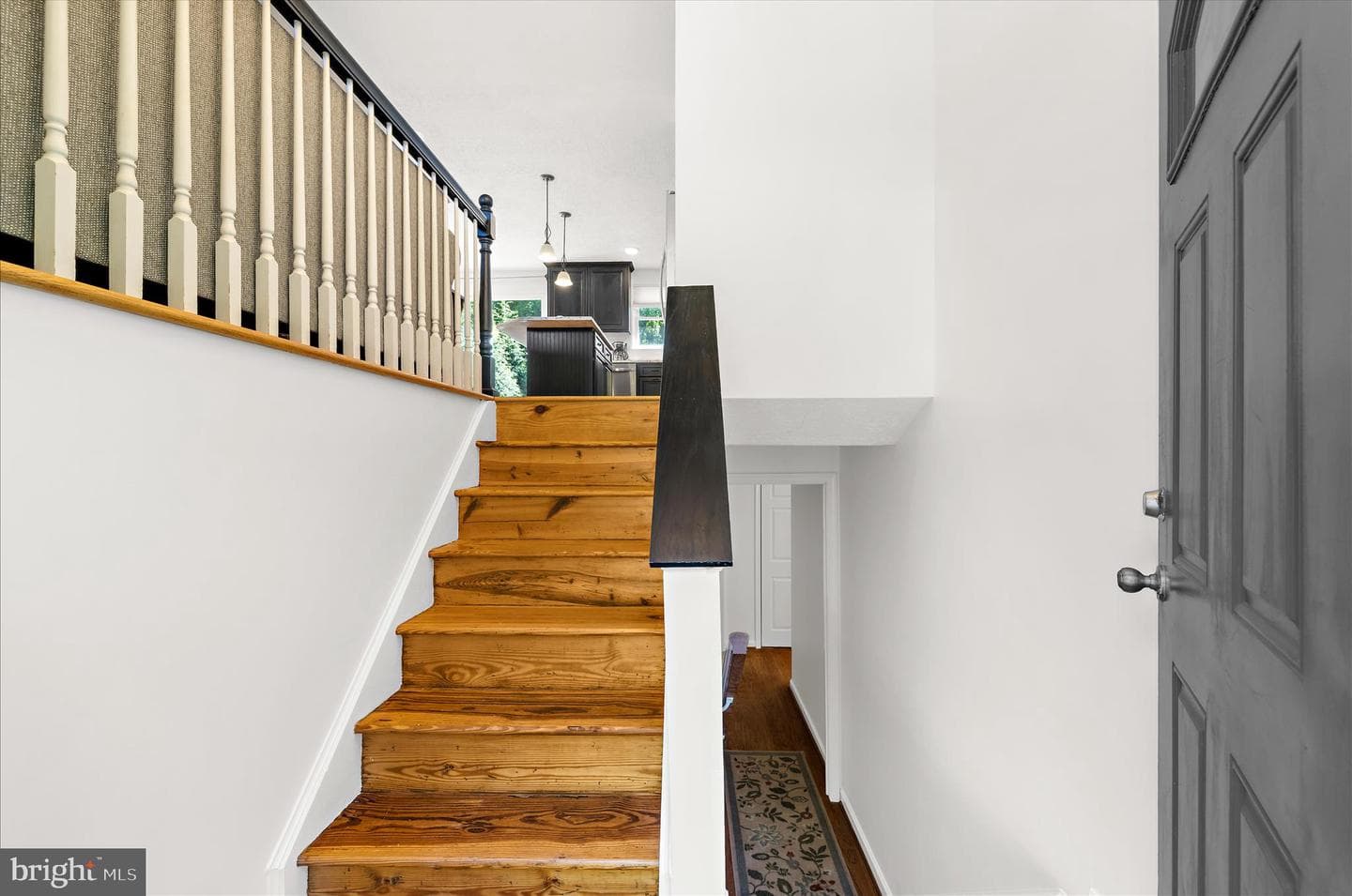 7013 Macbeth Way photo 3
