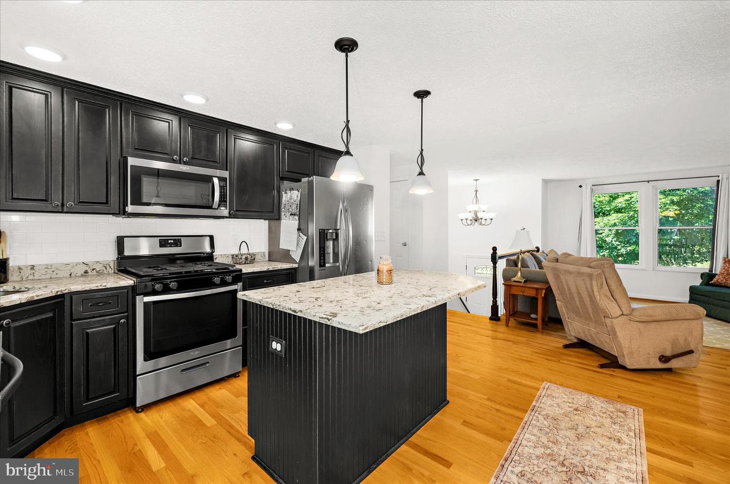 7013 Macbeth Way photo 5
