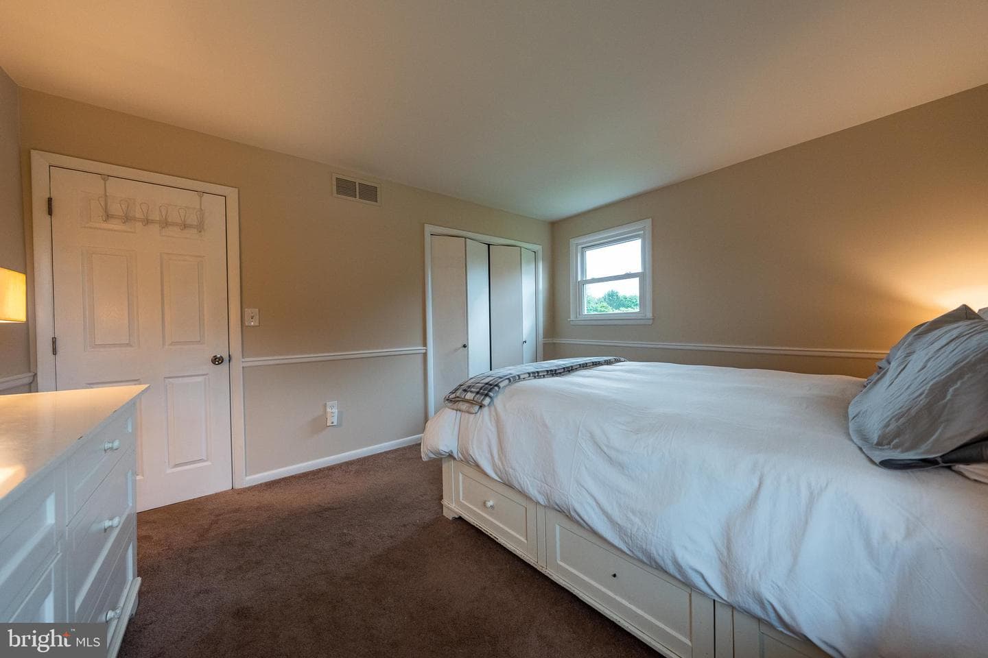 1005 Caren Drive photo 11