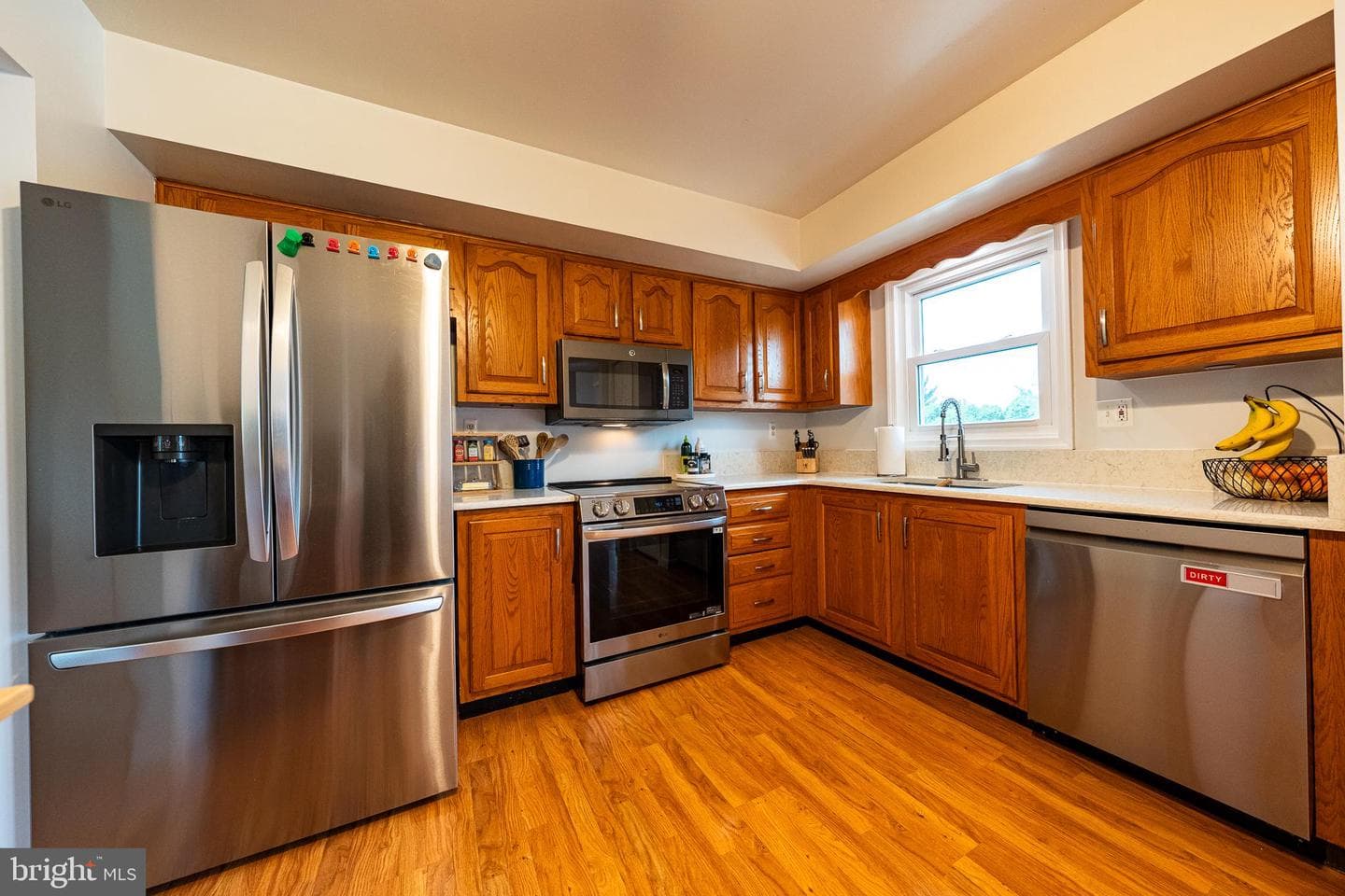 1005 Caren Drive photo 4