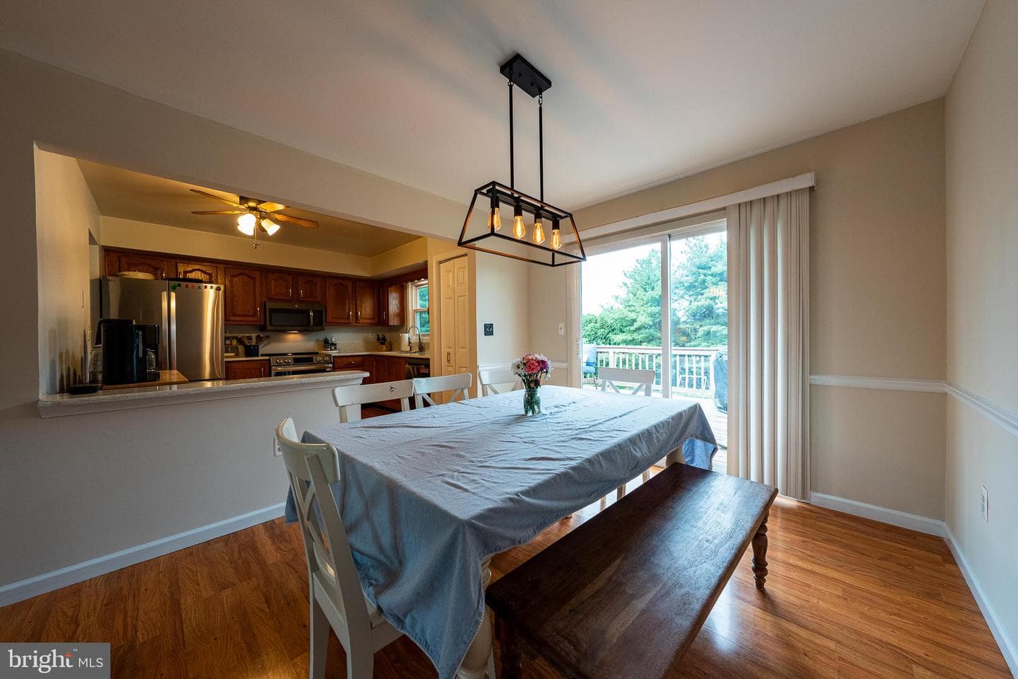 1005 Caren Drive photo 5