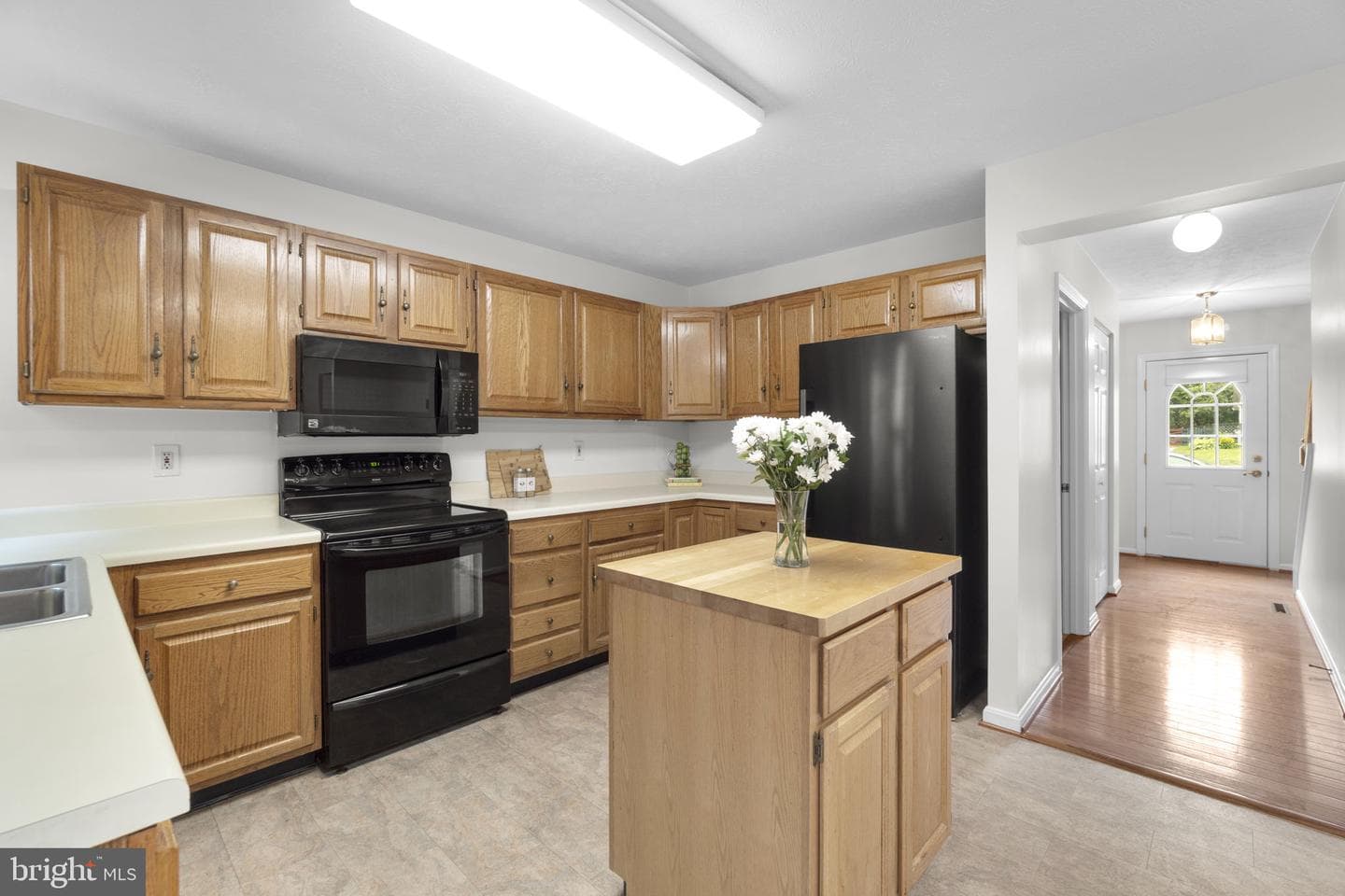 76 Marhill Court photo 17