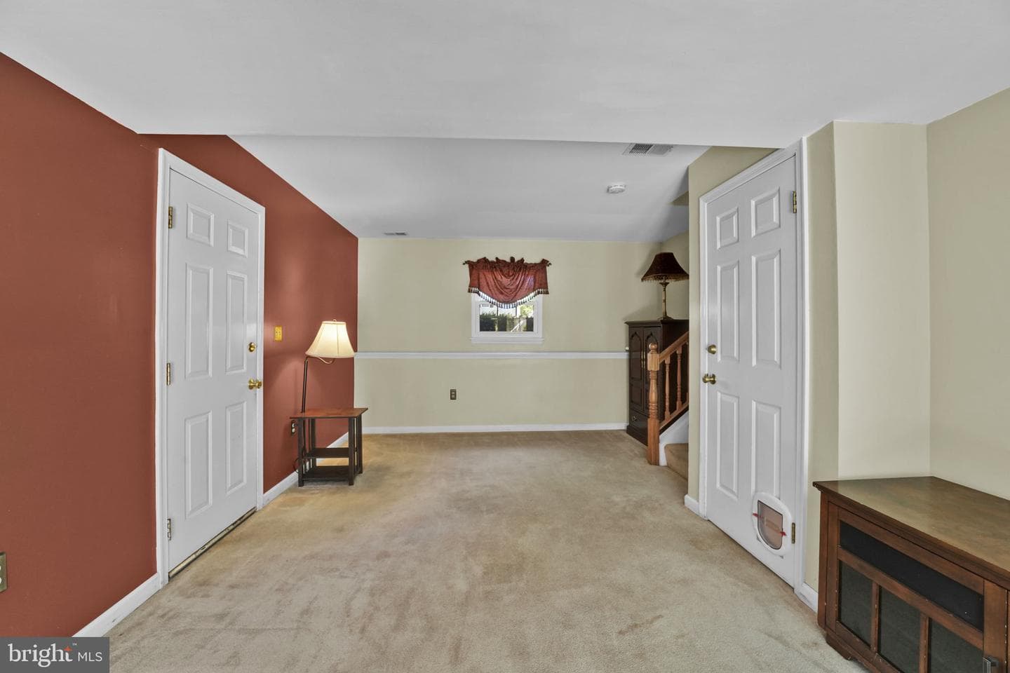7094 Saddle Drive photo 29