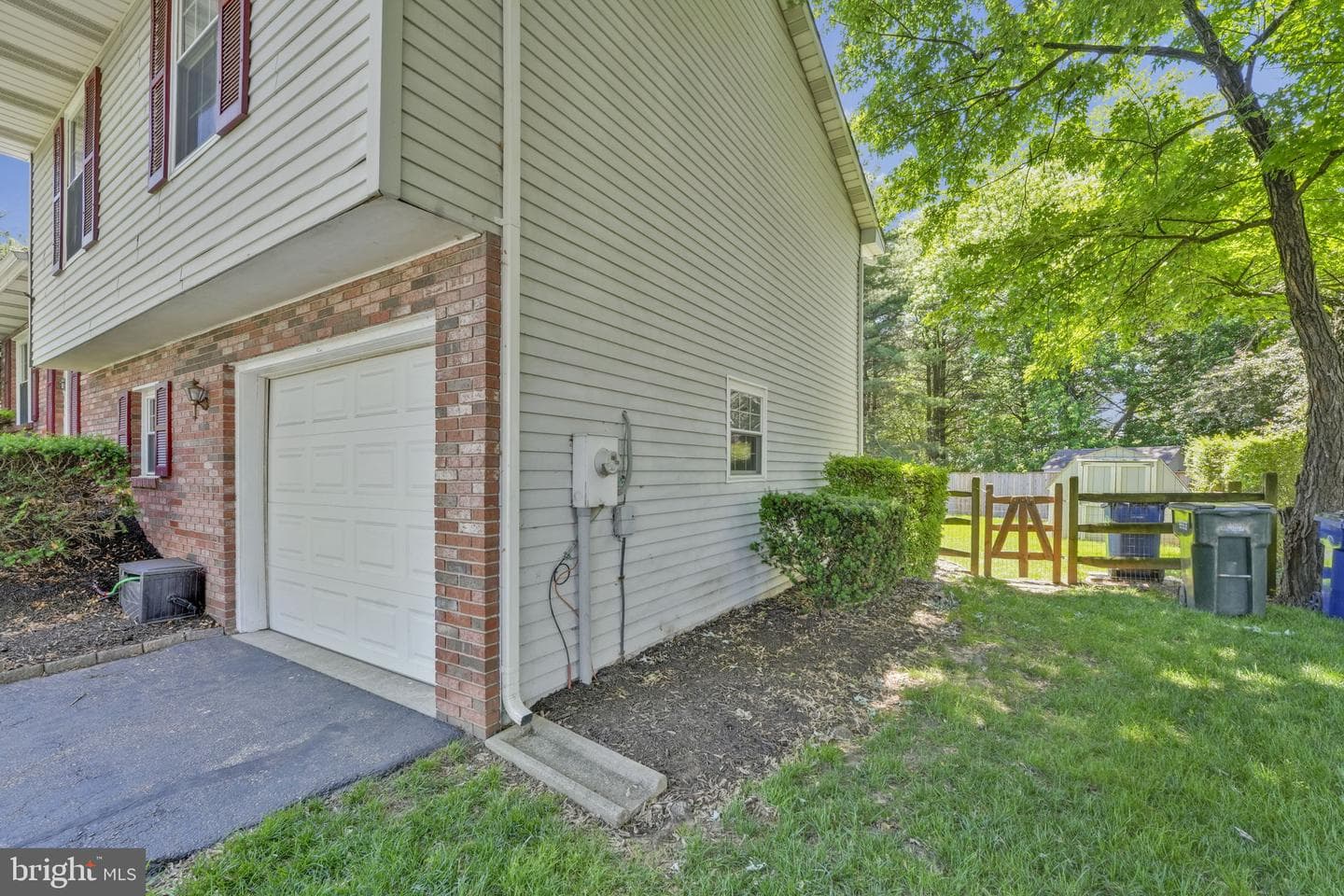 7094 Saddle Drive photo 47