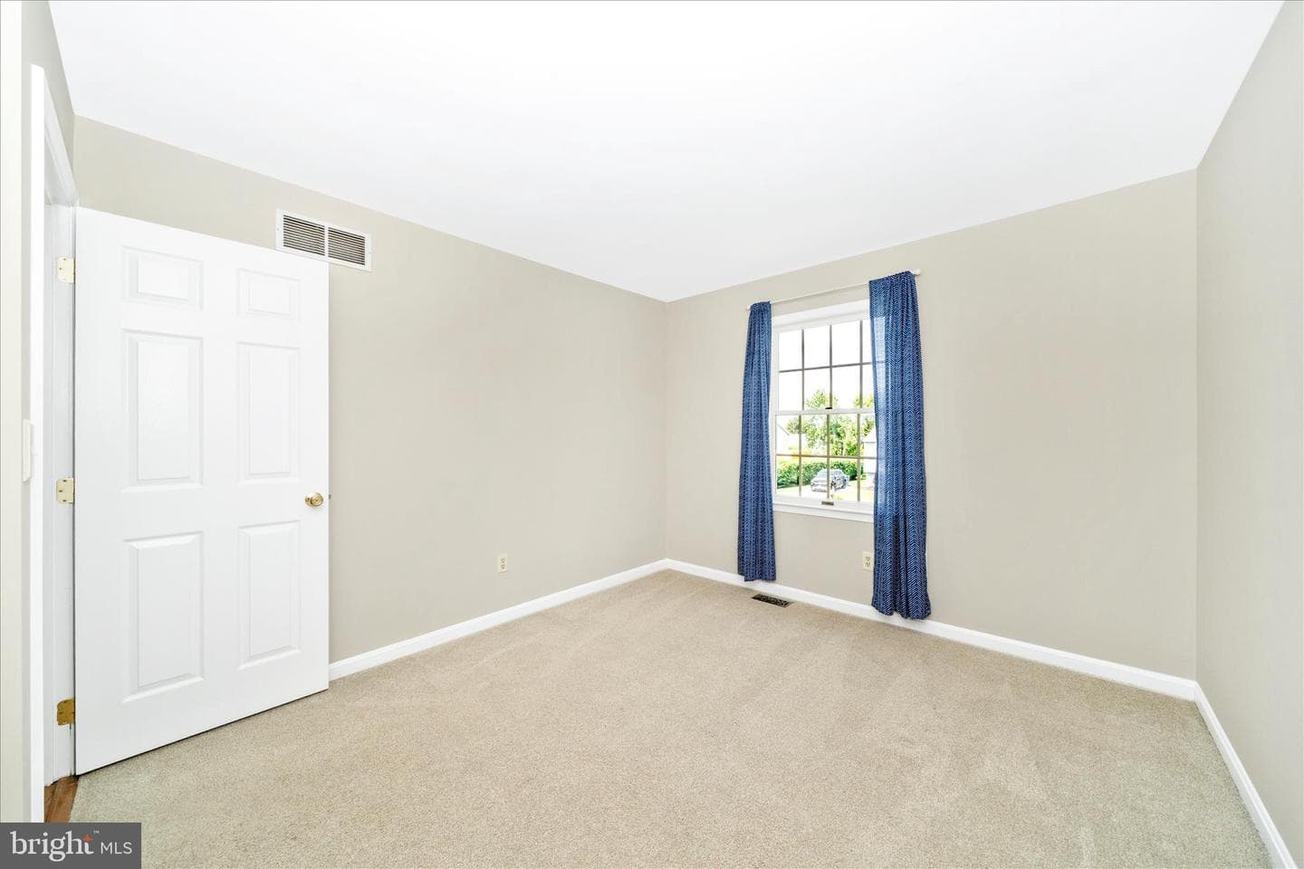 389 Mountain Laurel Court photo 25