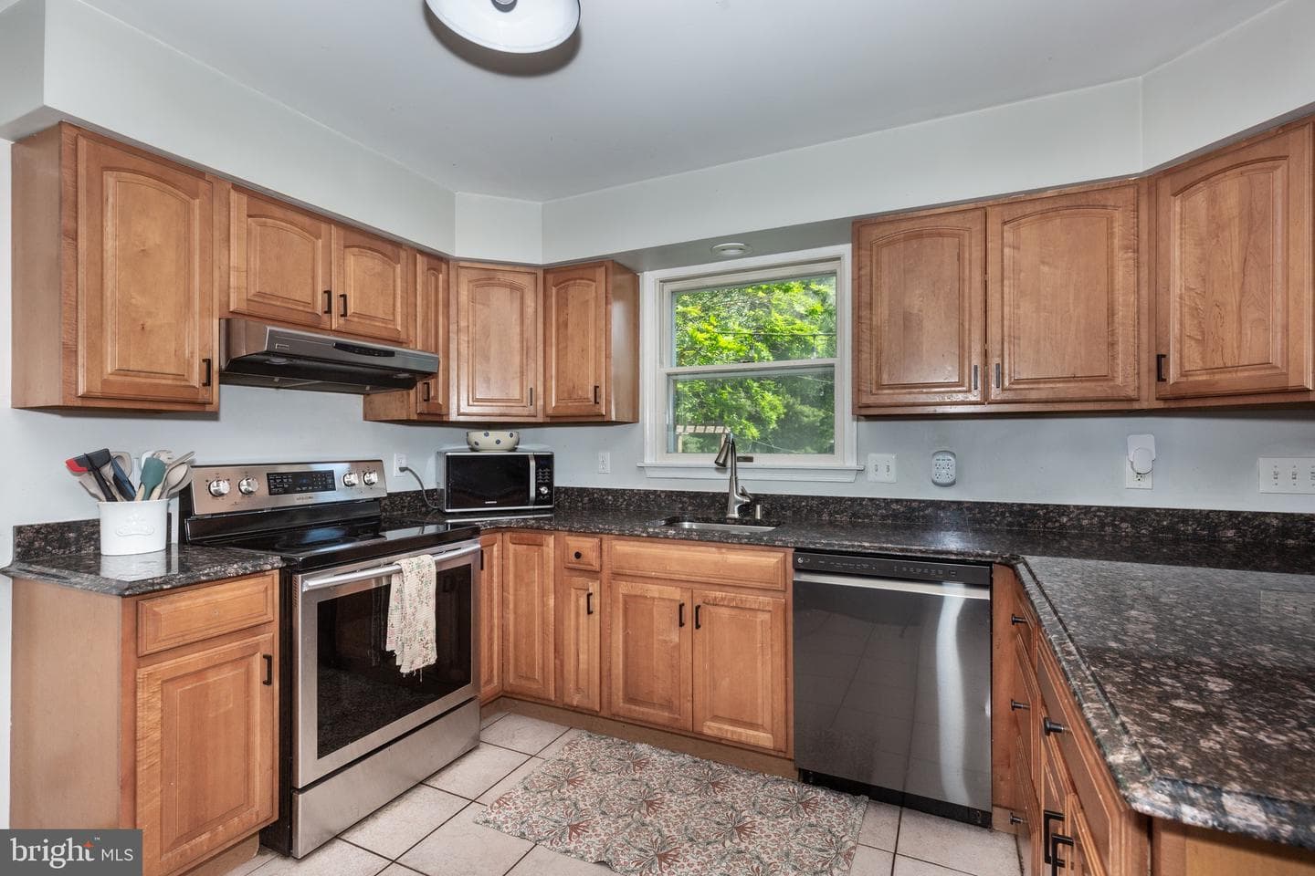 1684 Calico Drive photo 9